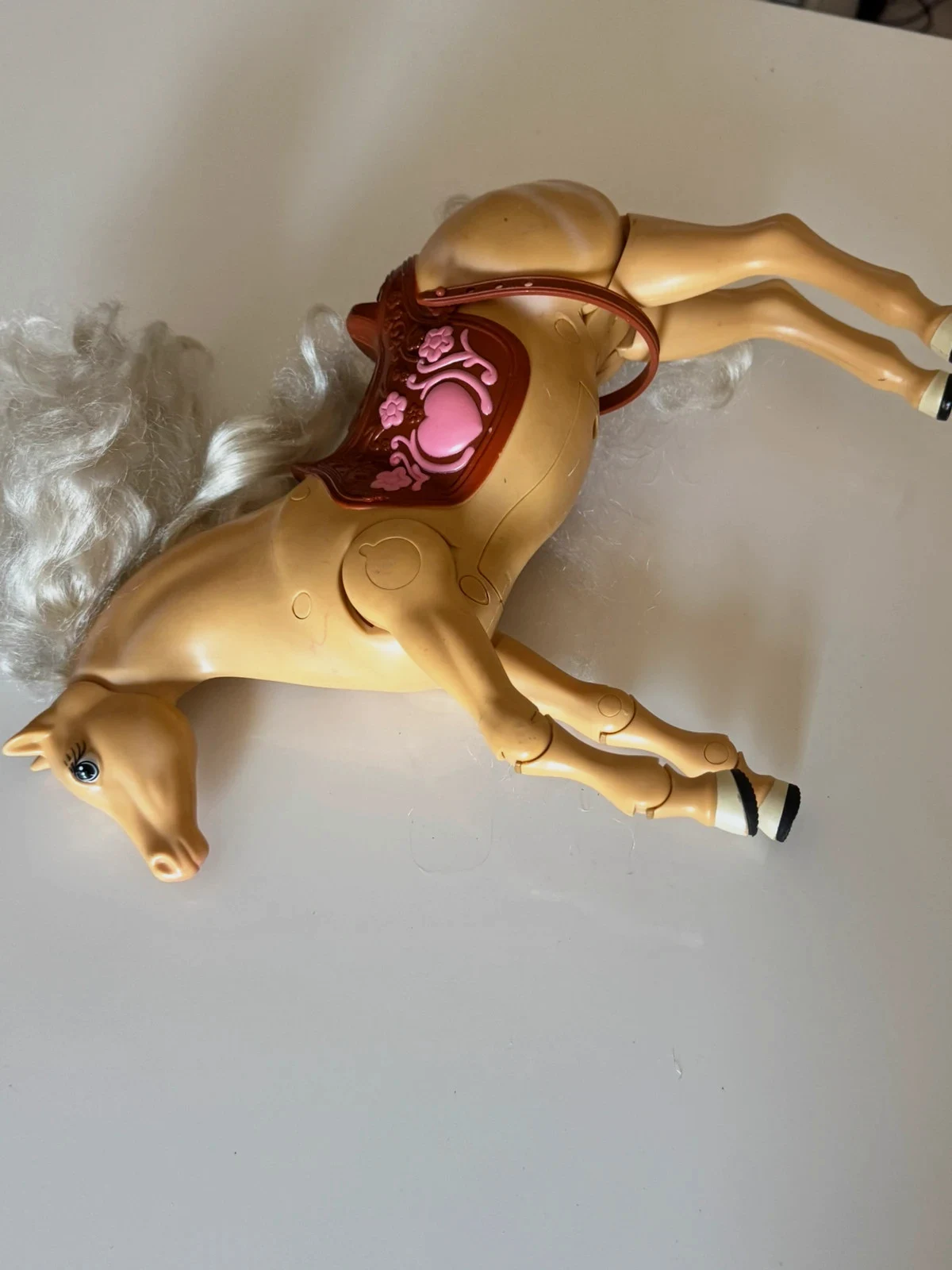 Barbie Cheval Barbie qui marche articulé de 2005