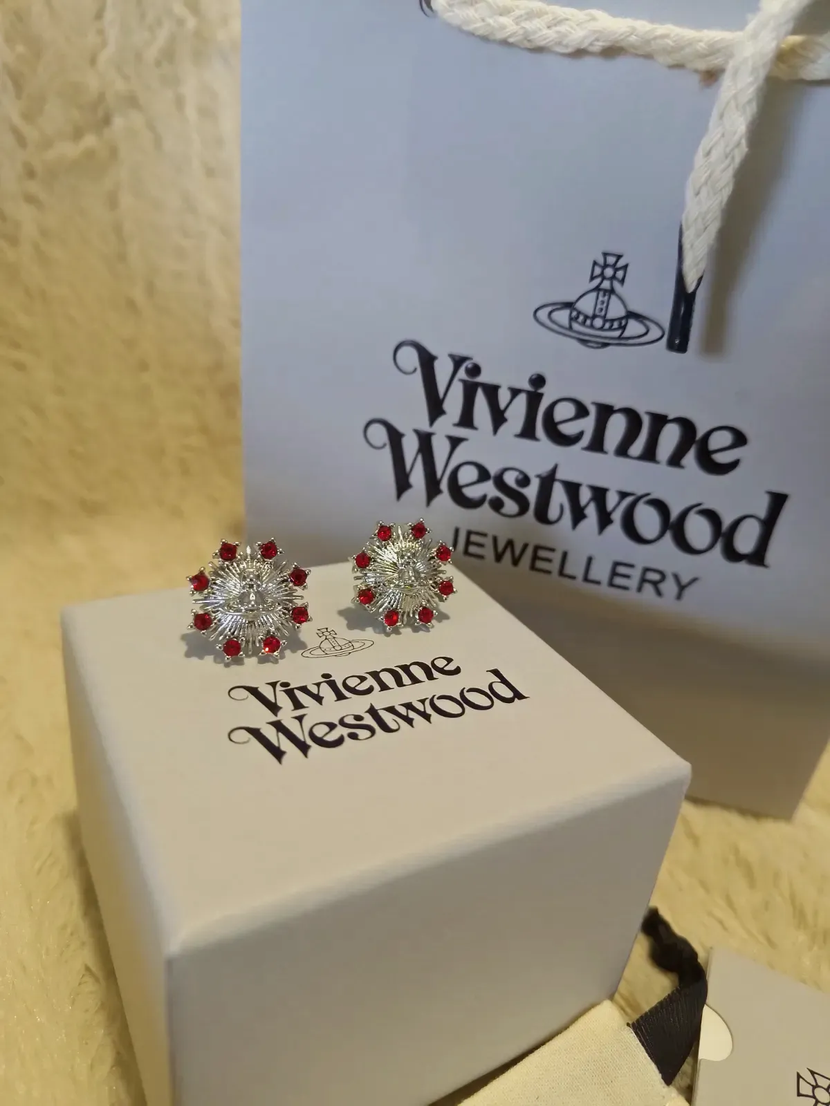 Boucles d'oreilles Vivienne Westwood strass – Vivienne Westwood – rouge – taille S 2