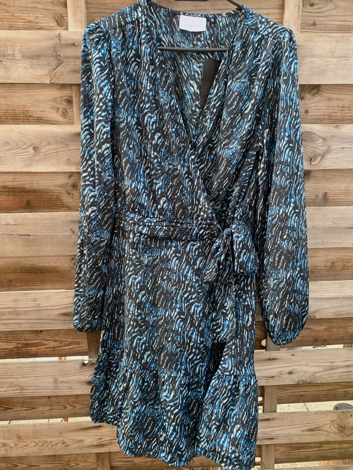 Robe portefeuille La City T36 bleu et noir imprimé – manches longues – comme neuve