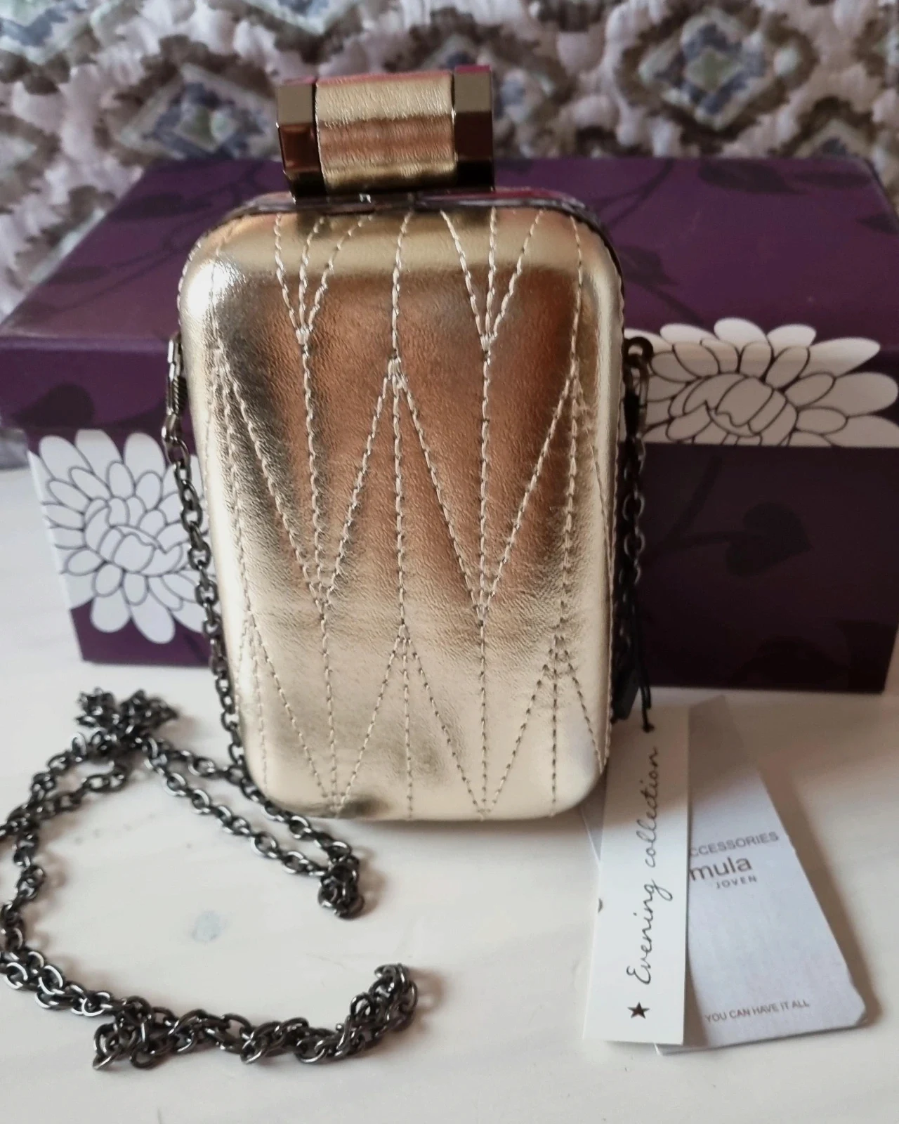 💖Precioso bolso de mano💖 – Fórmula Joven