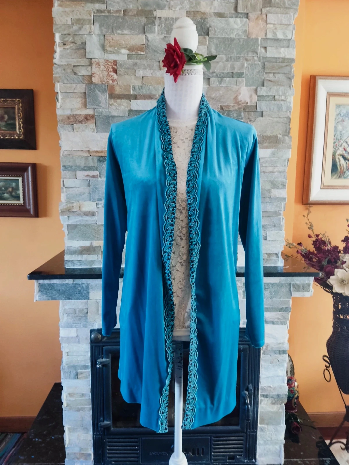 🔥 Chaqueta de terciopelo azul con pasamanería bordada marrón y azul