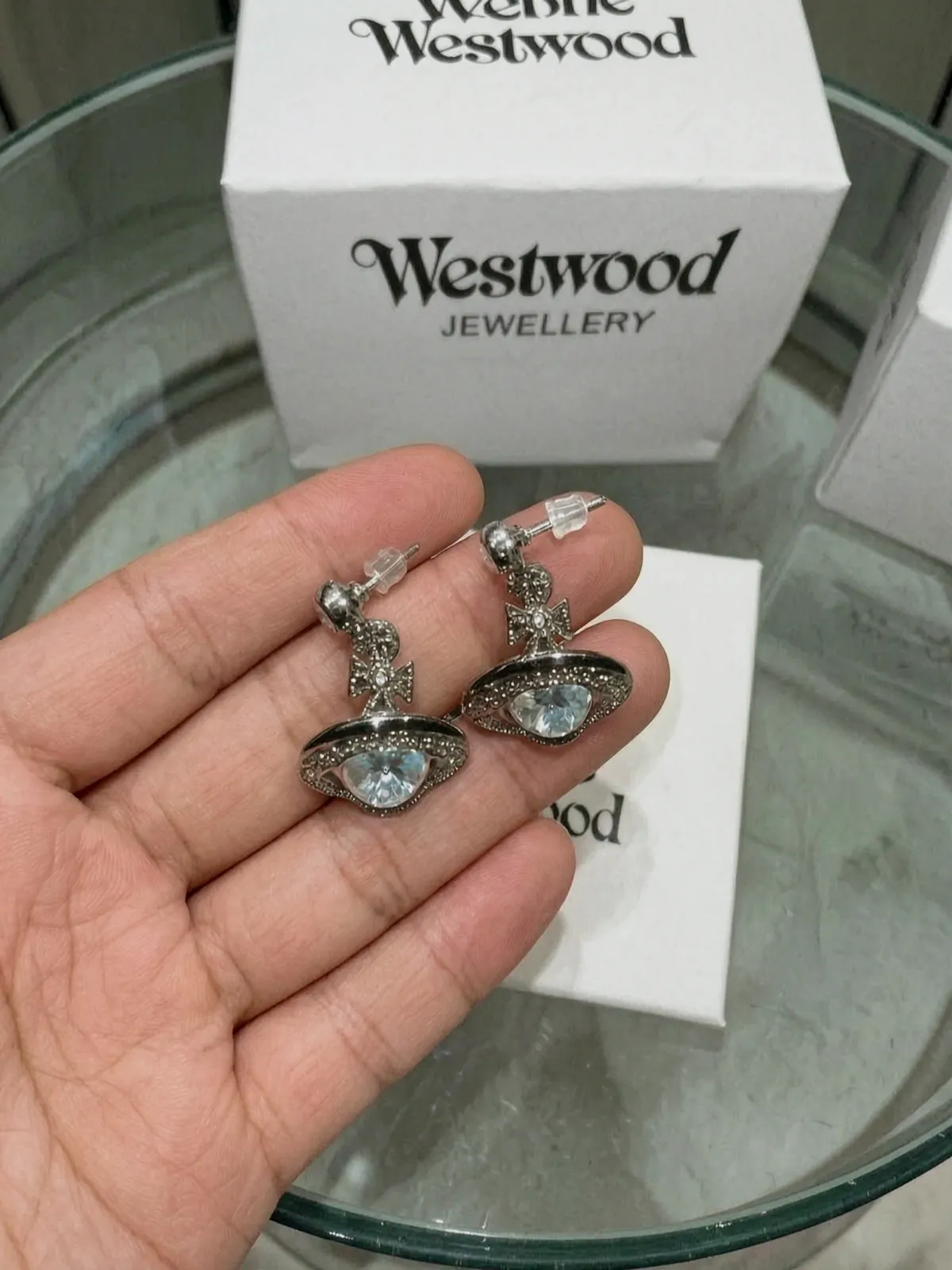 Boucles d'oreilles strass argentées – Vivienne westwood – argenté 2