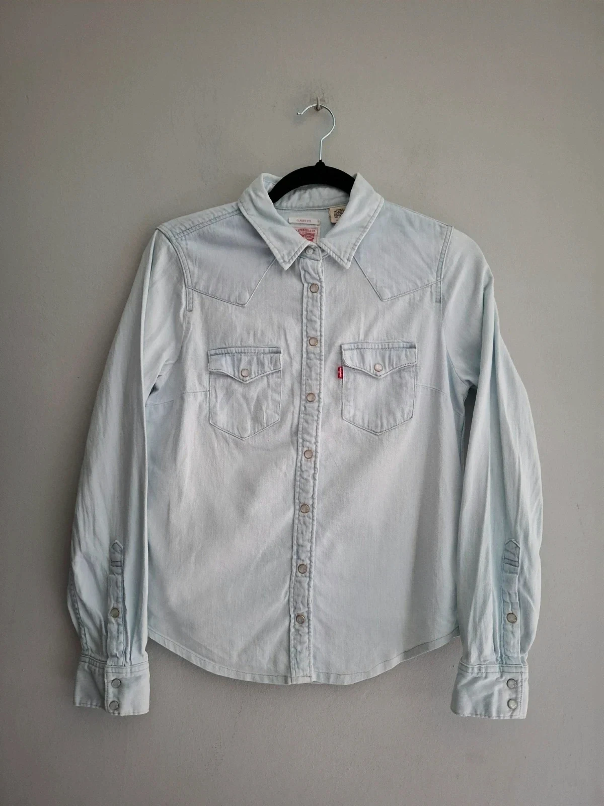 👔 Camisa Vaquera Levi's Classic Fit Azul Claro 💙 – Levi's – taille XS / 34 / 6