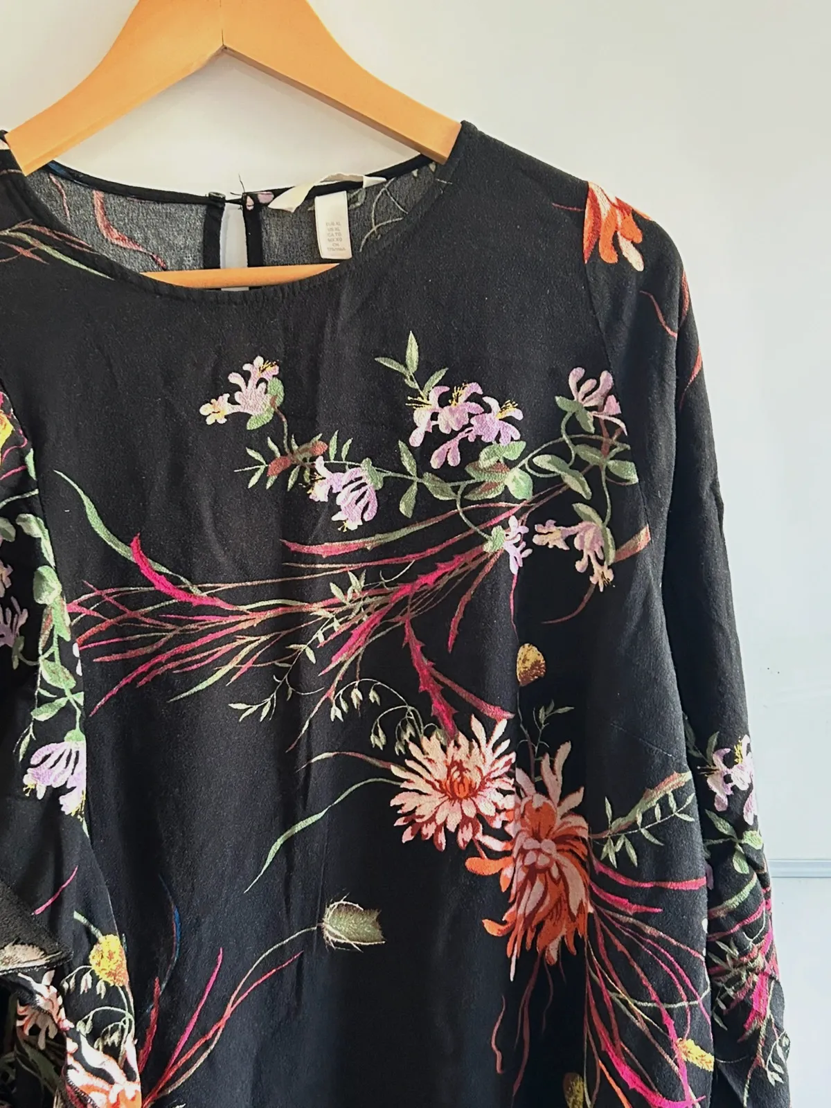 Robe longue XL 42 noire fleurie fluide à volants 100% viscose – H&M – taille XL 4