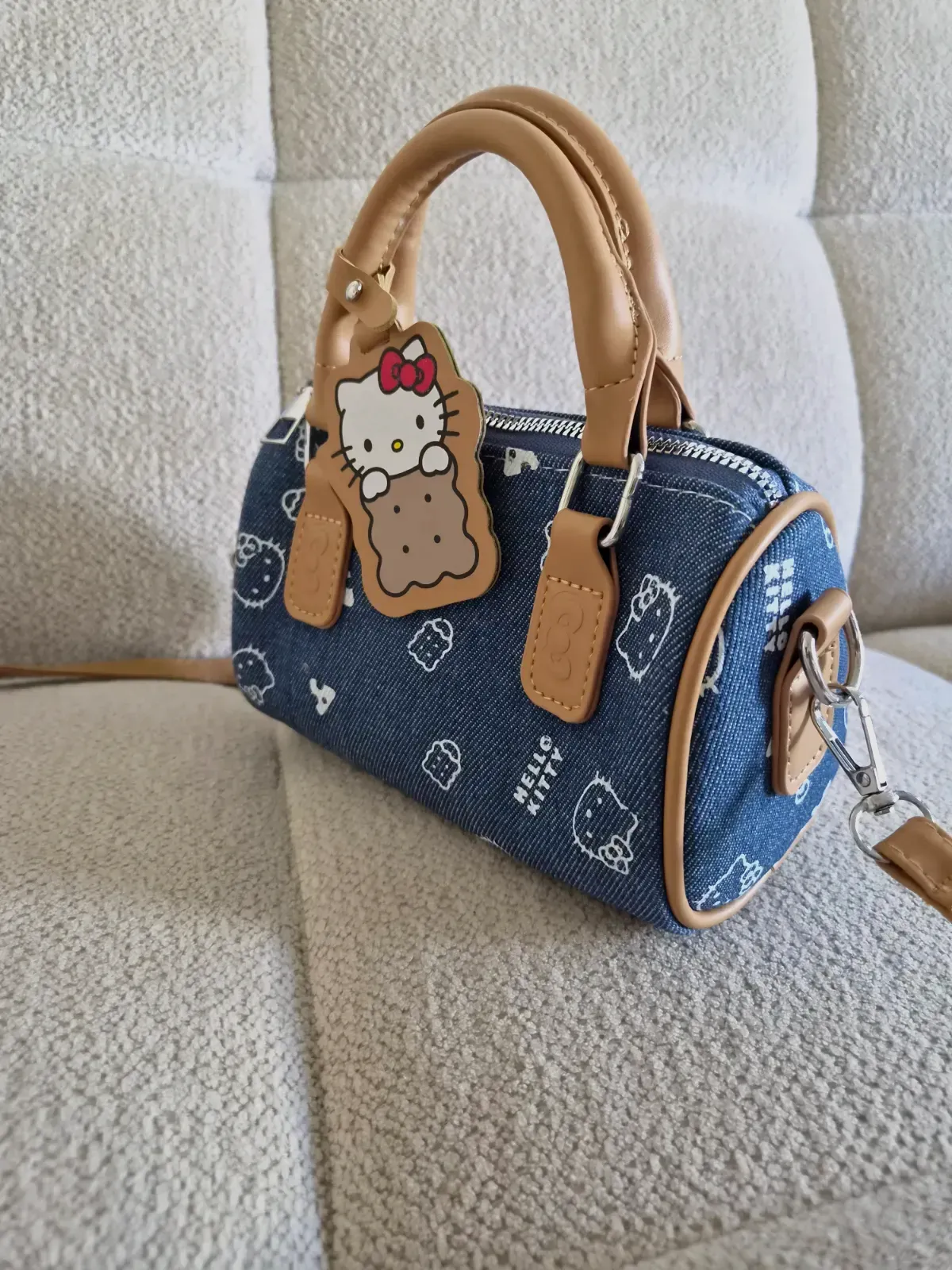Sac Hello Kitty en denim – Bandoulière – Très bon état – Hello kitty – bleu 3
