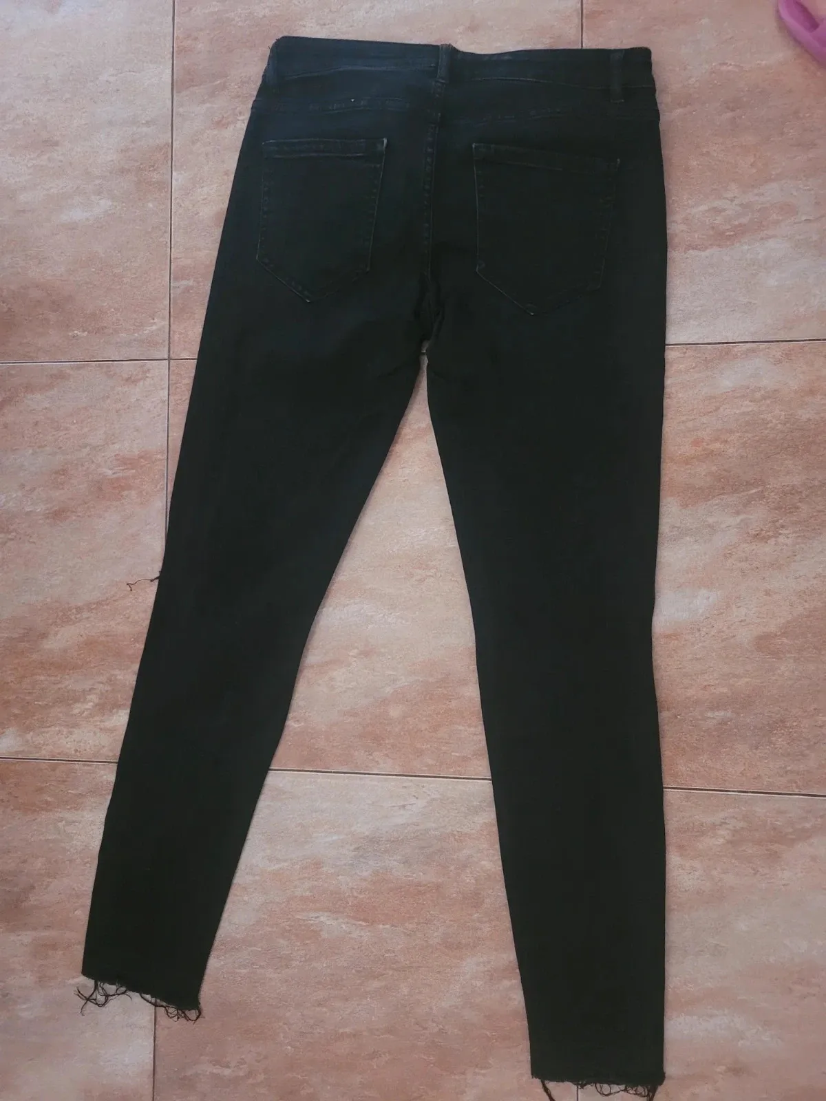 Vaqueros negros sfera super skinny con roturas talla 40 – Sfera – taille L / 40 / 12 2