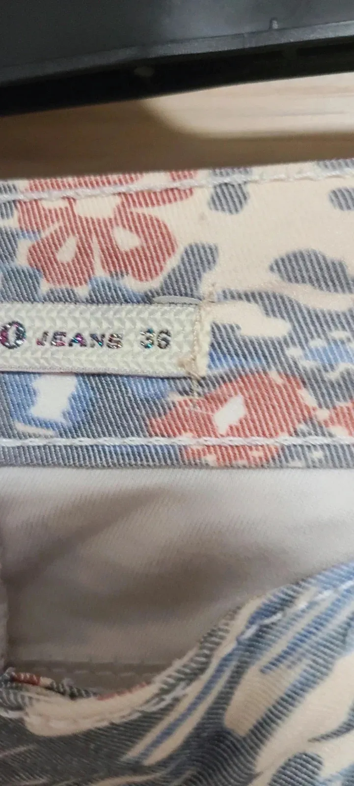 Precioso pantalón finito talla 36 – Dorado – taille S / 36 / 8 5