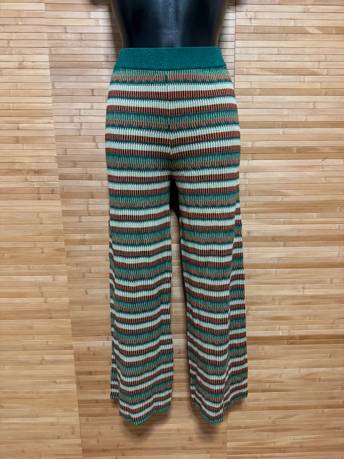 Divino pantalón punto de marca Parfois talla M/ L 😍