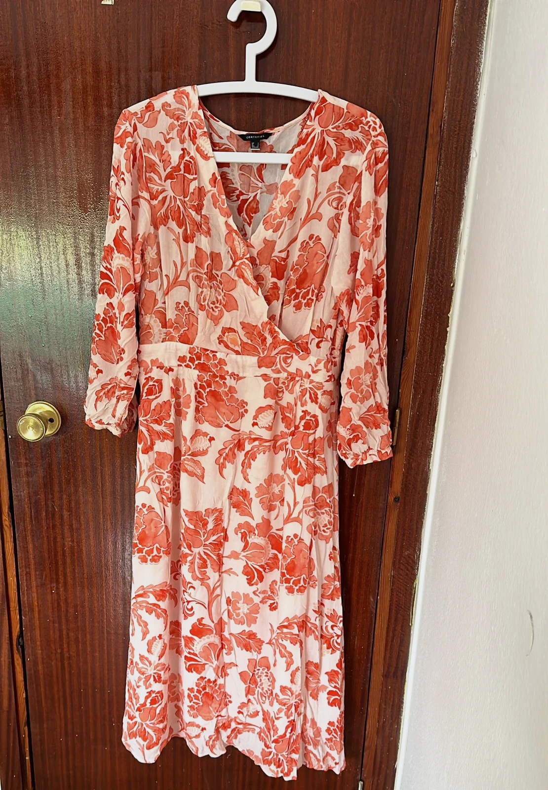 Vestido floral largo color coral