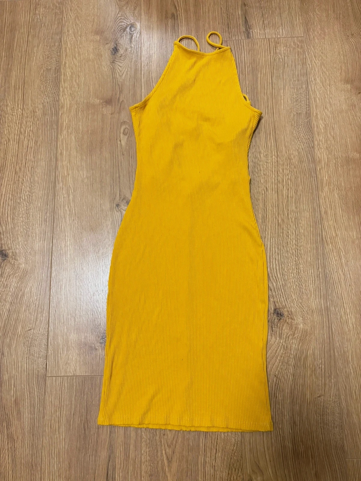 Robe Moutarde – H&M – taille S / 36 / 8