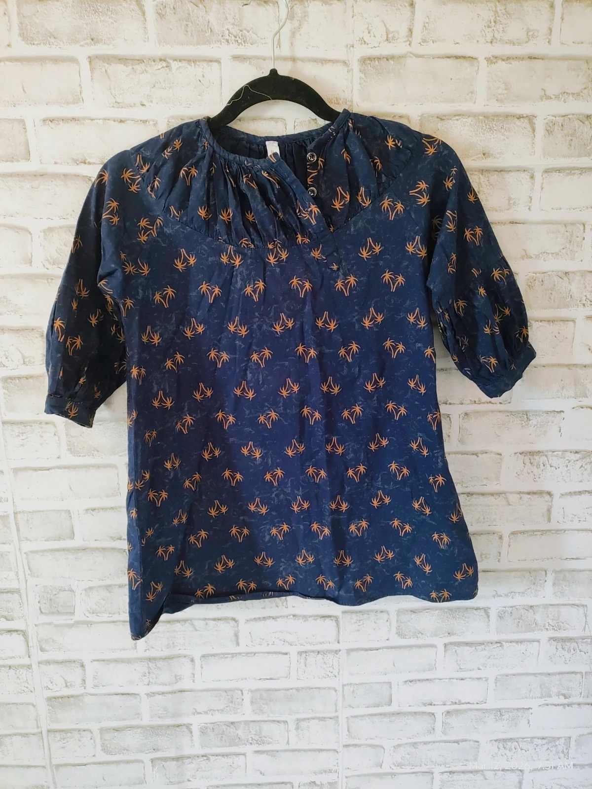 Blouse for girls 7 to 8