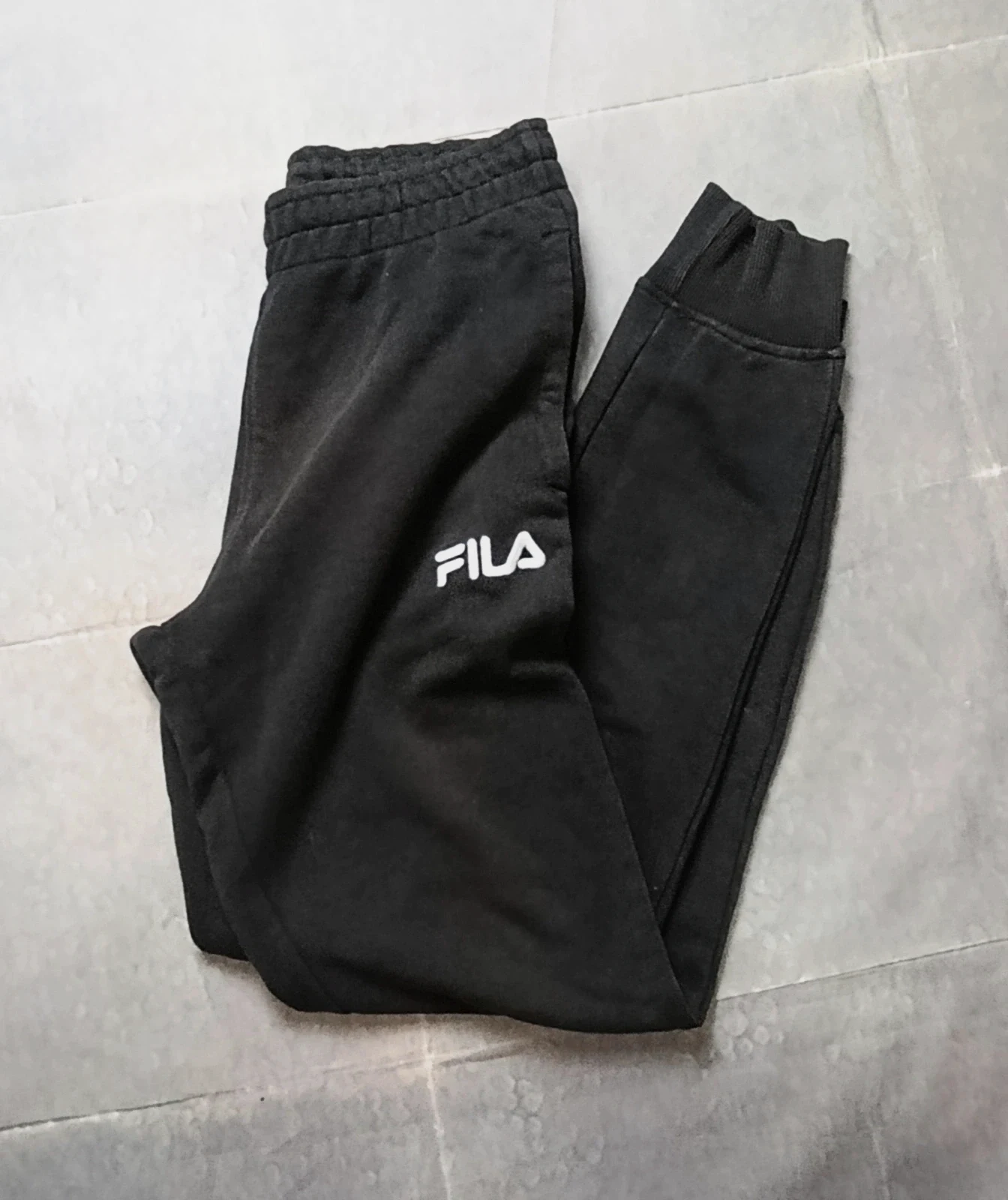 FILA Men's Black Joggers Sweatpants Size S / Y2K Sportswear