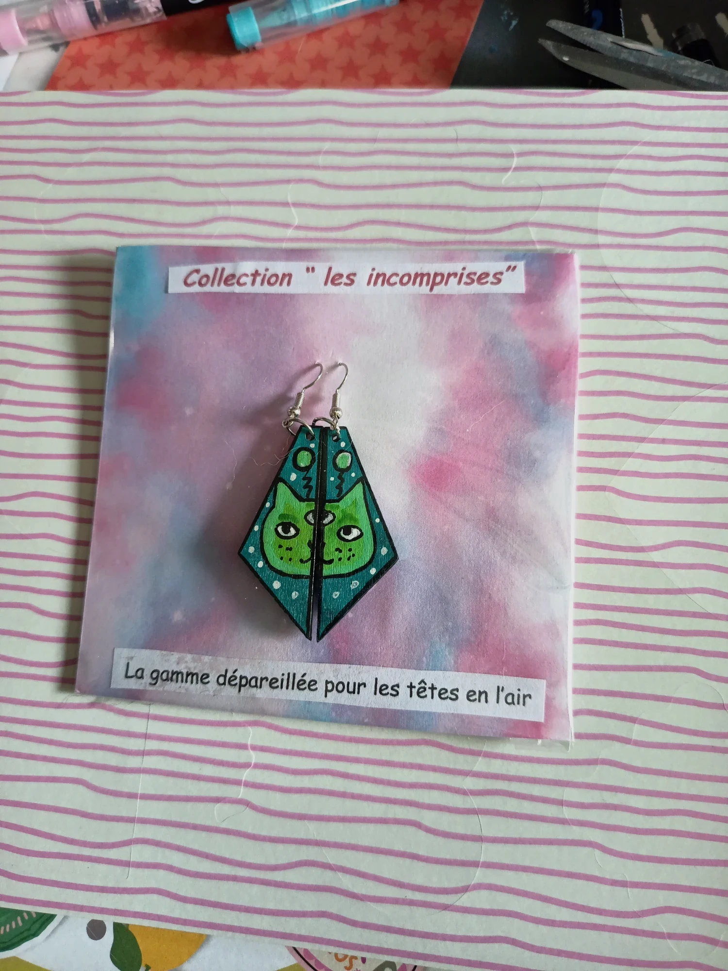 Boucle d'oreille collection" les incomprises" 