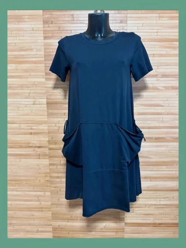 Vestido oversize de marca Cos , talla S , color azul marino 😍