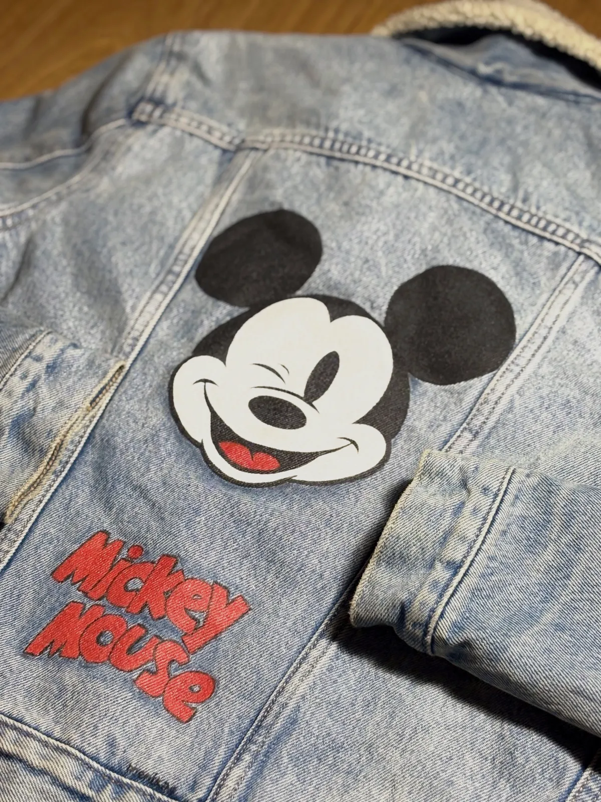 Jaqueta de Ganga Levi's Premium Mickey Mouse Sherpa – Levi's – taille S 8
