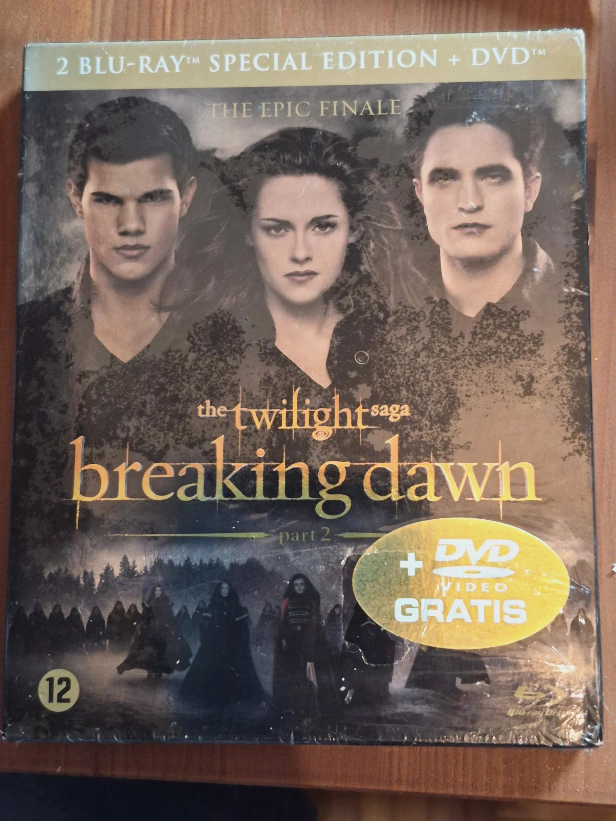 Blu-ray + dvd Twilight Breaking Dawn part 2 sous blister