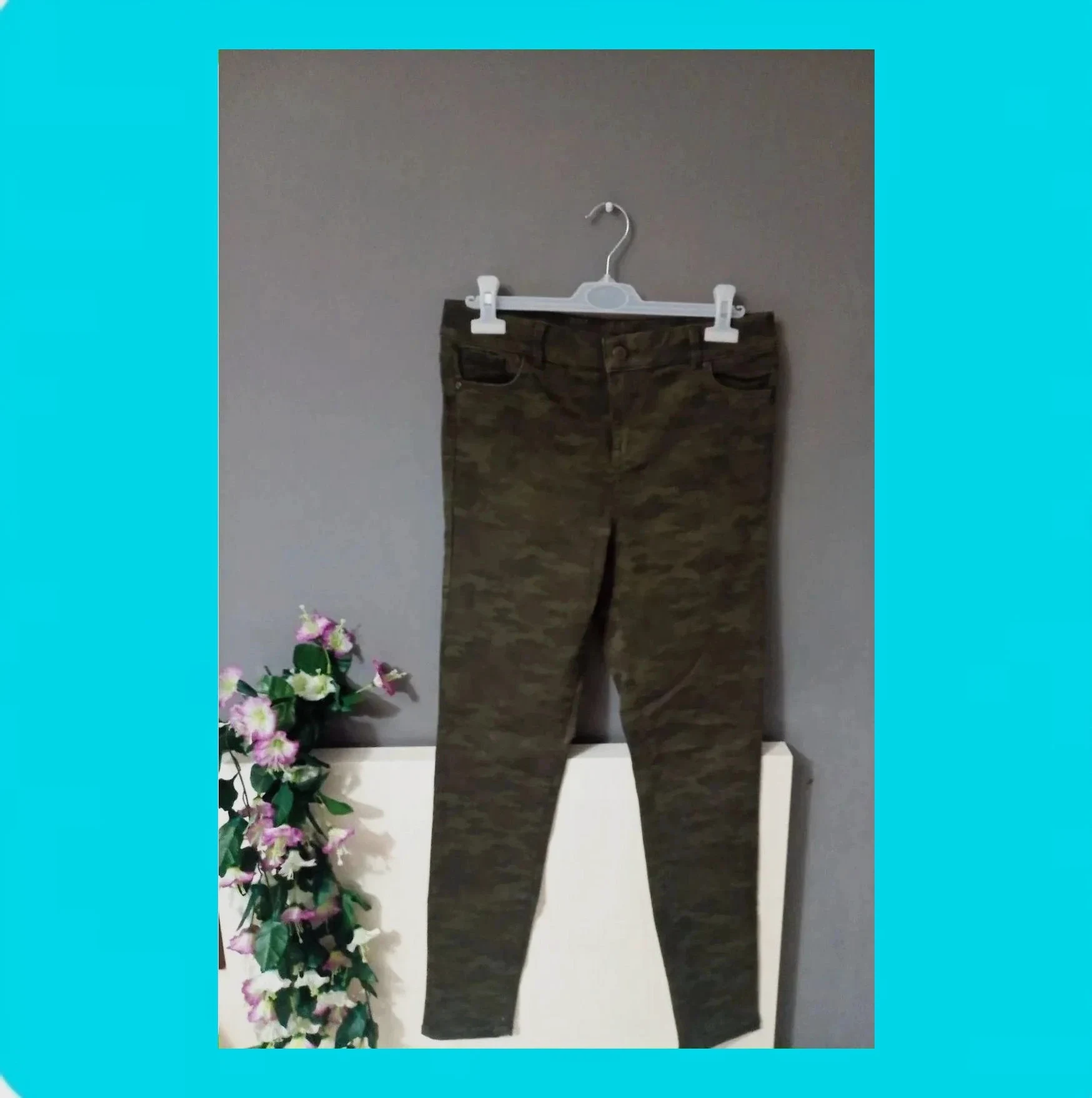 💗 Pantalón Mujer Estampado Camuflaje 💗 – Clockhouse – taille M / 38 / 10