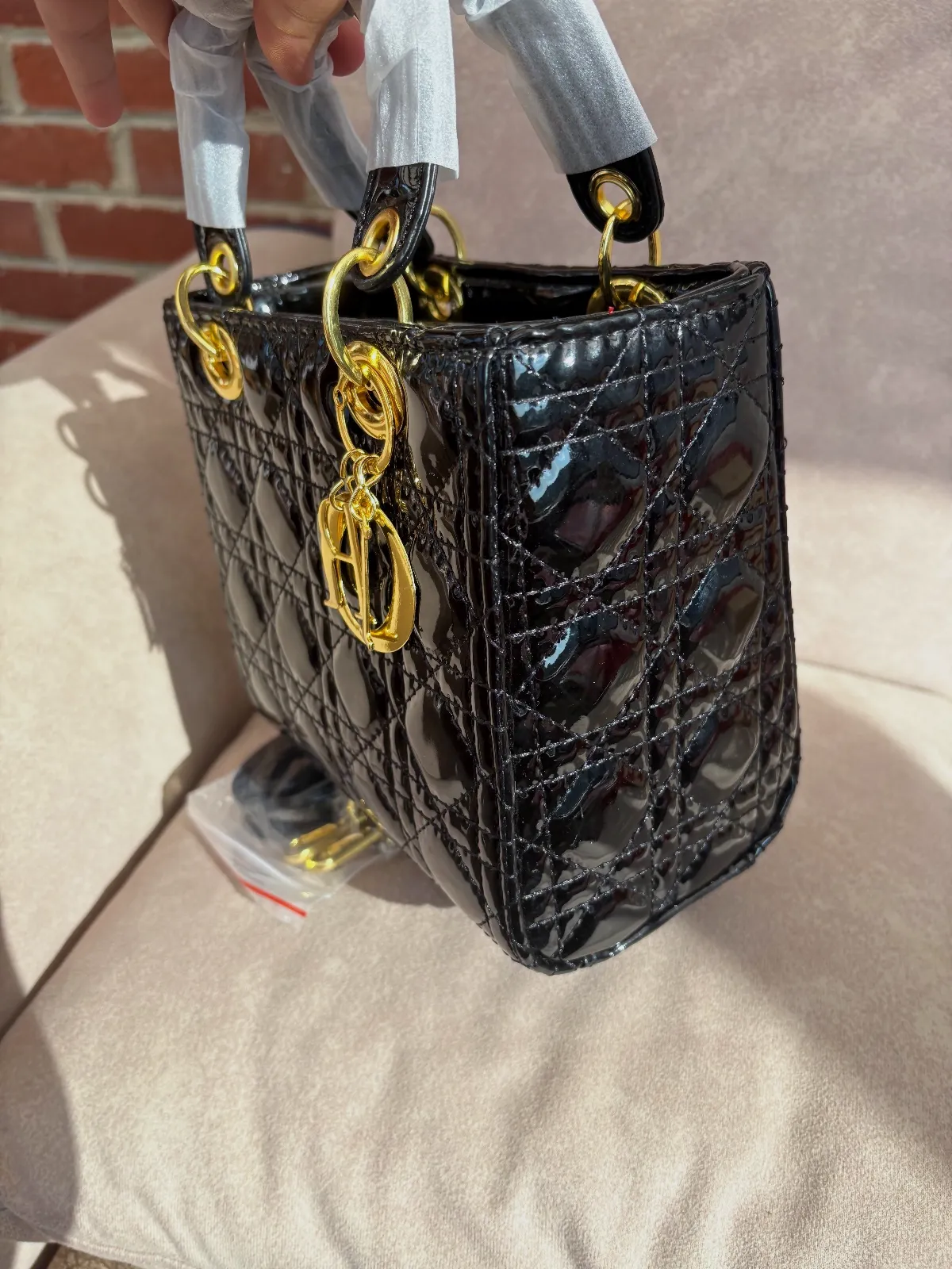 Sac Lady Dior noir vernis chaînes dorées – Dior – noir – taille Taille unique 4