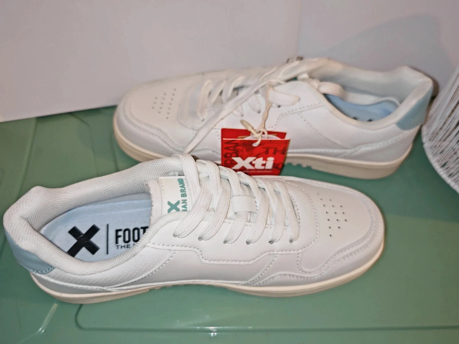 Baskets Xti Homme/Femme – Neuves avec étiquettes – Pointure 40