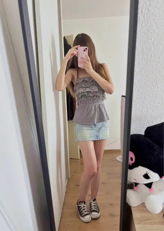 Débardeur gris à volants dentelle – bon – gris – taille M 3