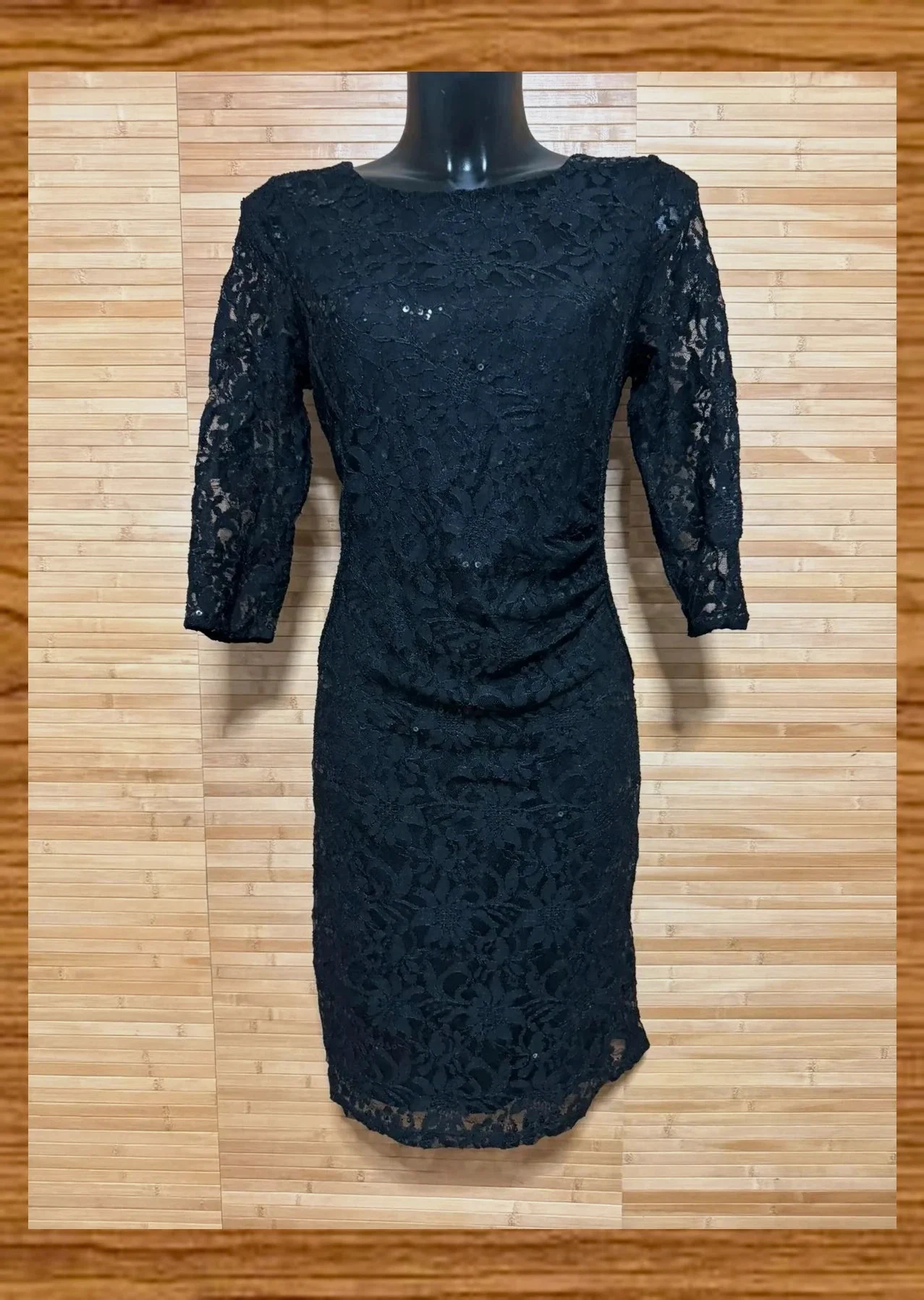 Elegante vestido negro encaje de marca Soon , talla 42 😍