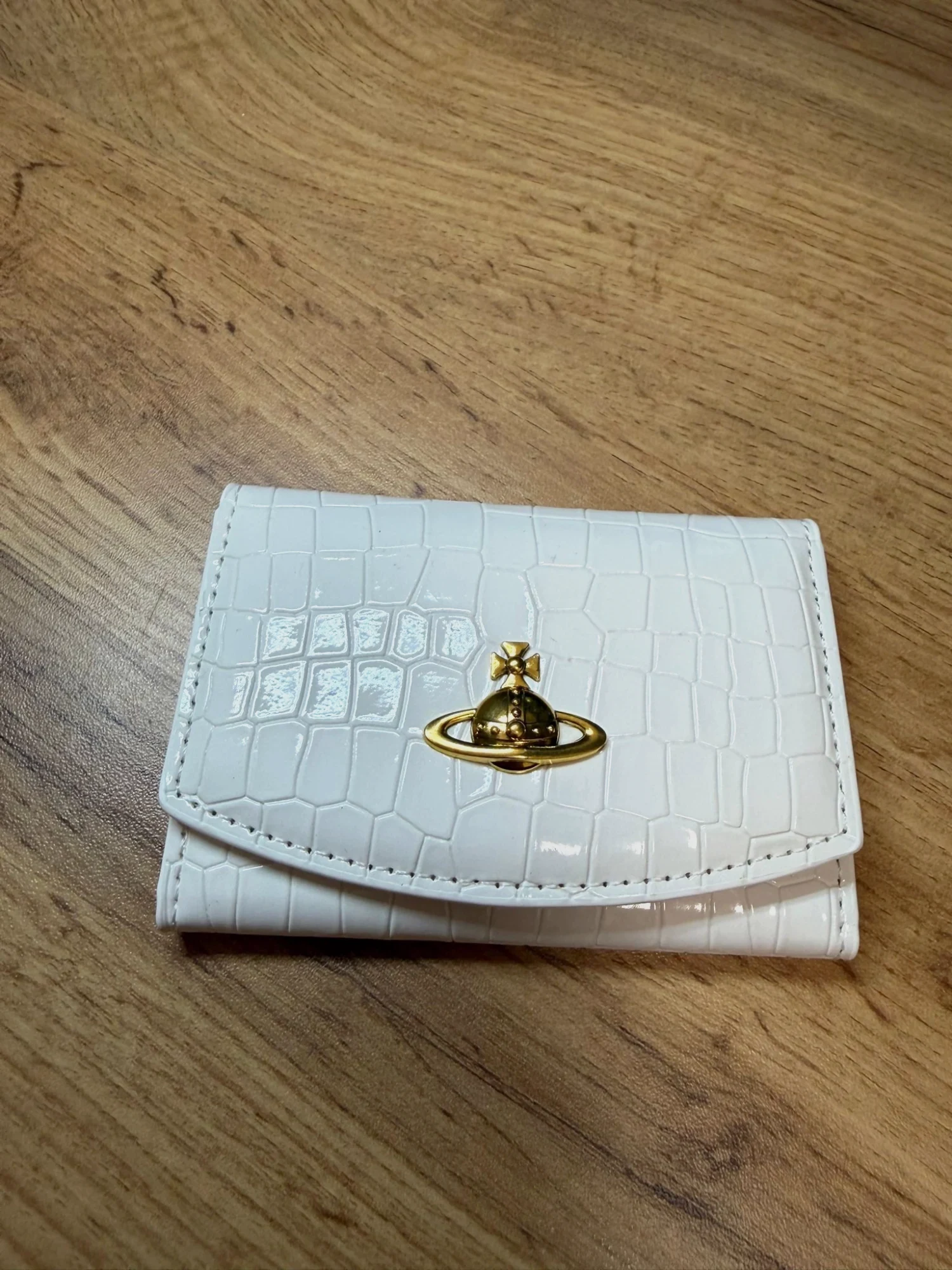 Portefeuille Vivienne Westwood blanc effet crocodile