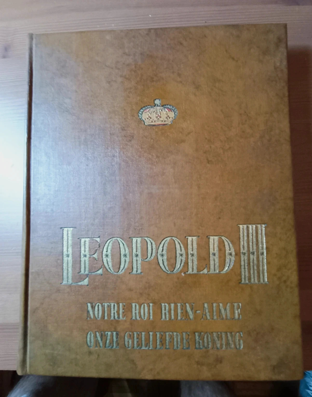 Livre Leopold III notre roi bien-aime (1950)