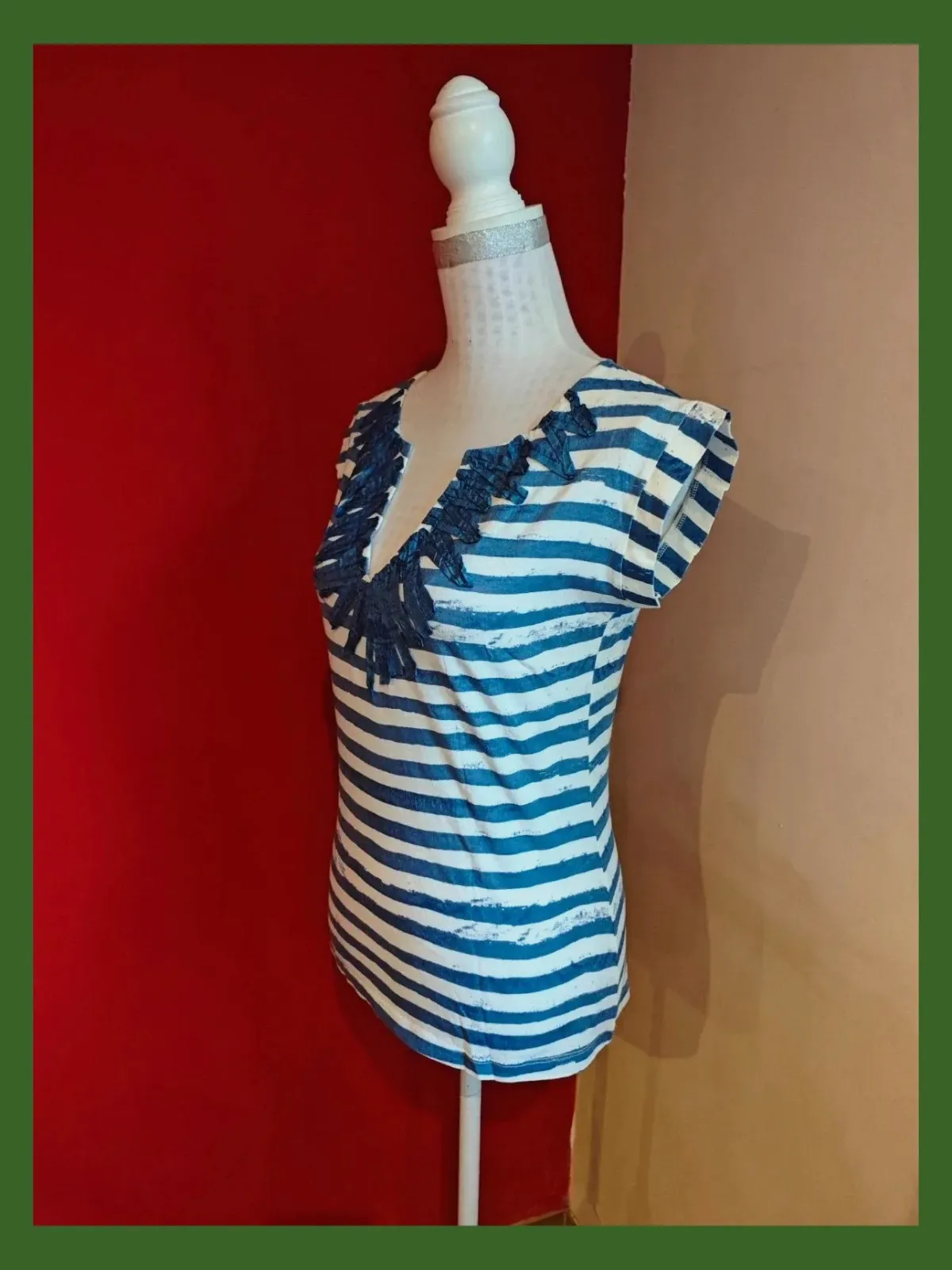 🌺Preciosa camiseta de rayas azul y blanco efecto desteñido con cinta de raso en escote. Talla S – Cortefiel – taille S / 36 / 8 2