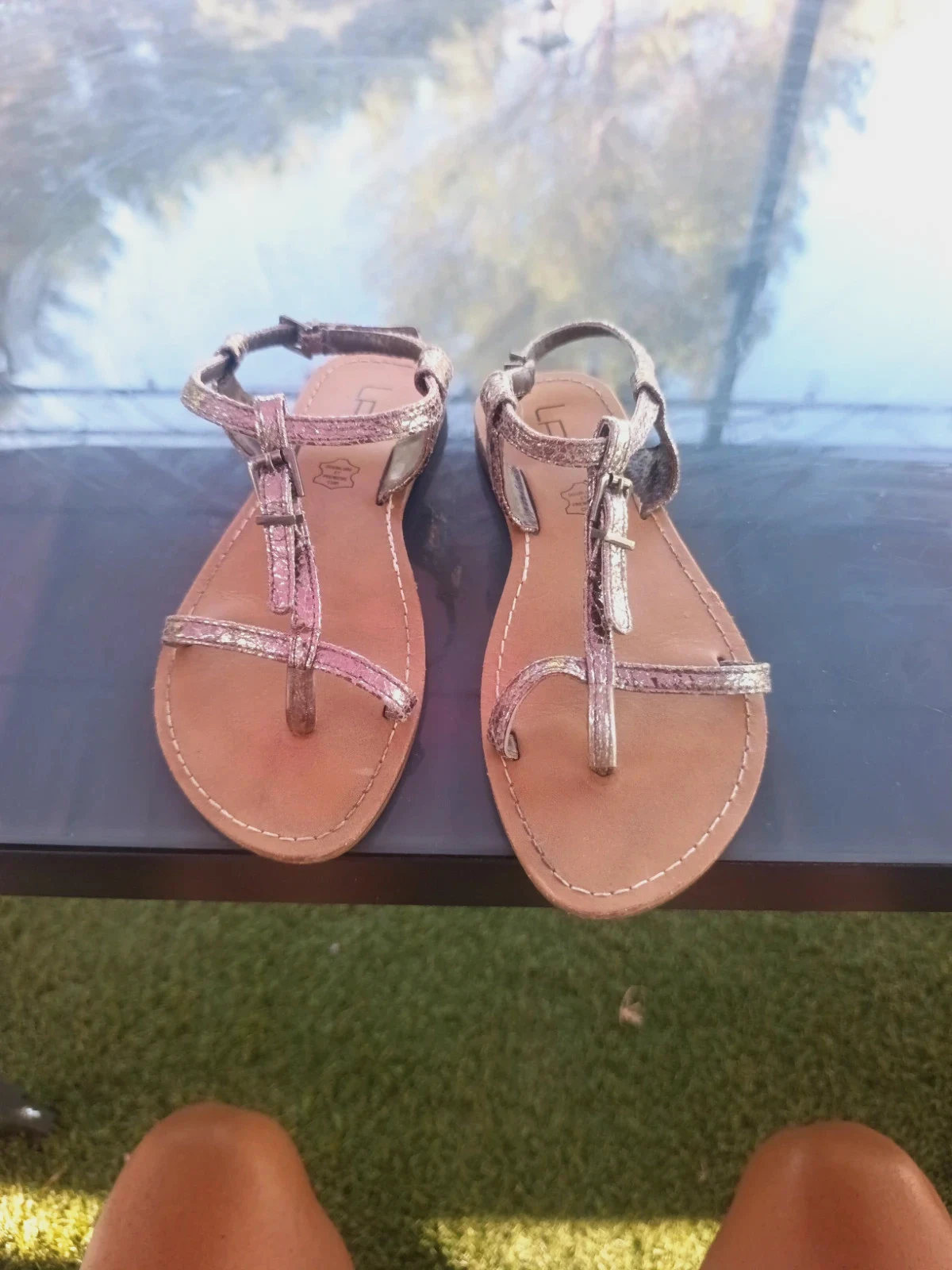 Sandale tong en cuir lpb les petites bombes