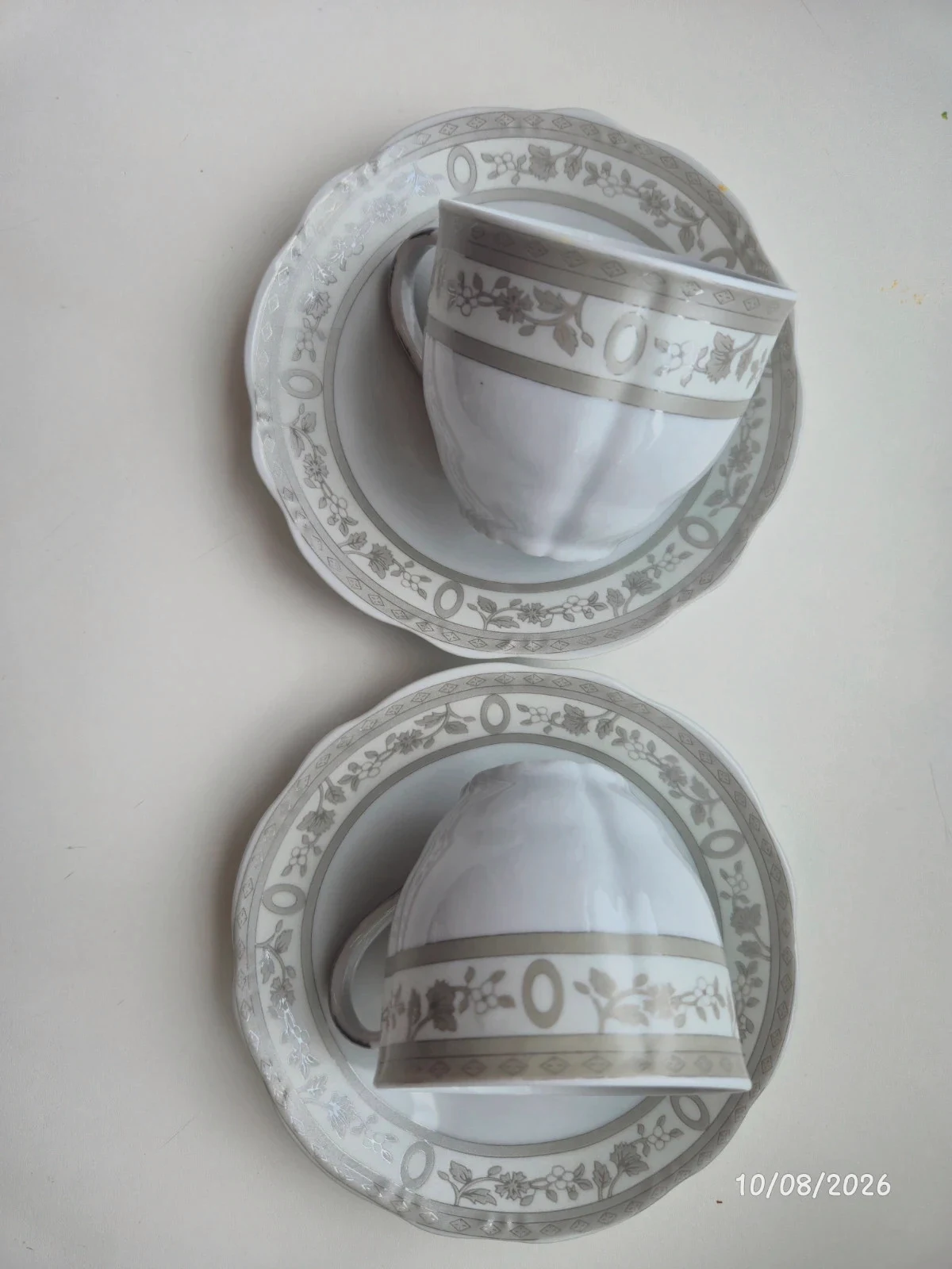 Duo de jolie tasse blanche/ grise