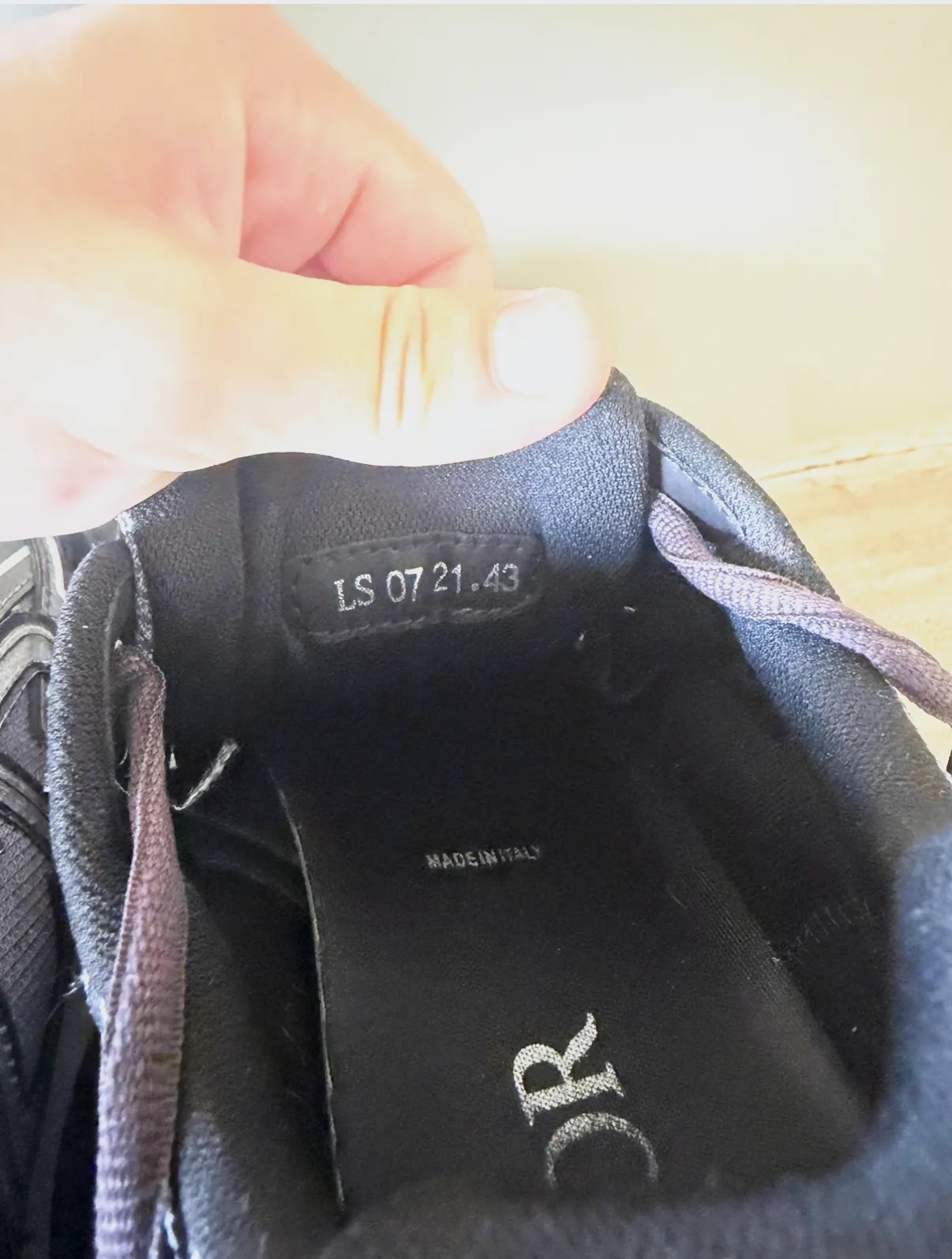 Dior B30 Gris Argenté Sneakers Homme Très Bon État – Dior – gris argenté – taille 43,5 4