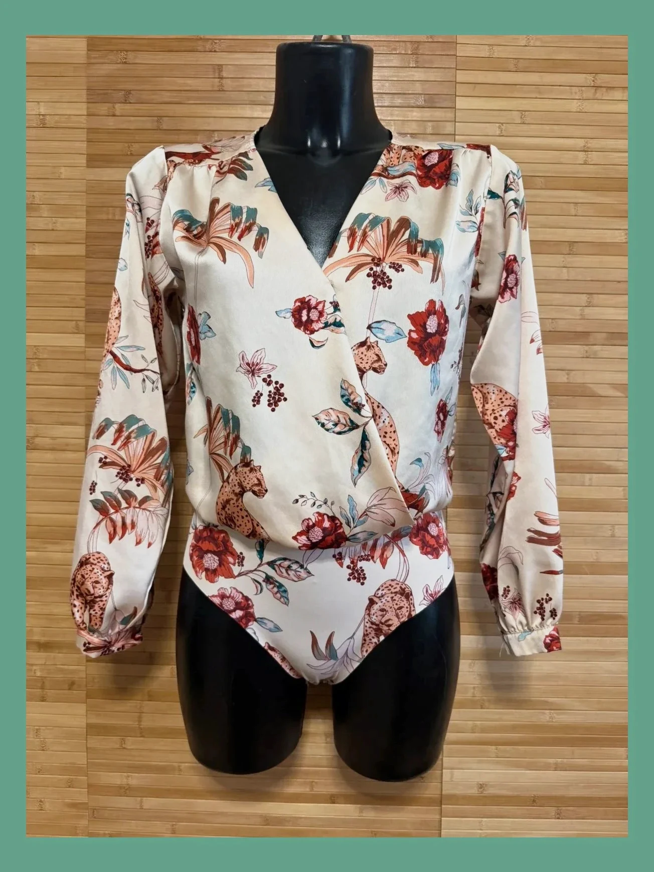 Divino body cruzado satinado de Women’secret talla S 😍