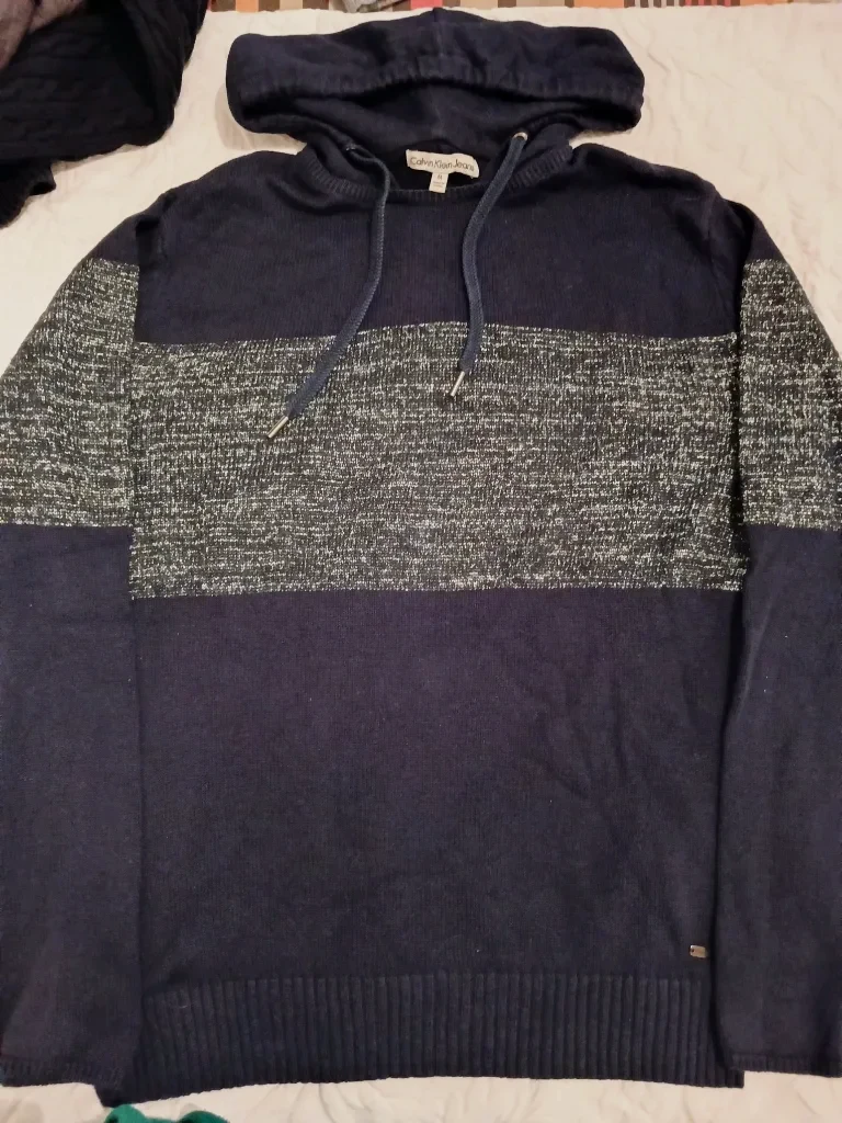 Pull à capuche Calvin Klein Jeans bleu marine 100% authentique