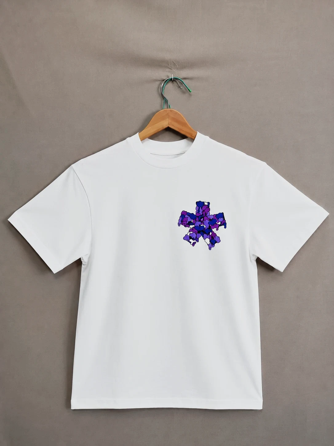 T-shirt blanc imprimé violet Comme des Garçons – Comme des Garçons – taille S