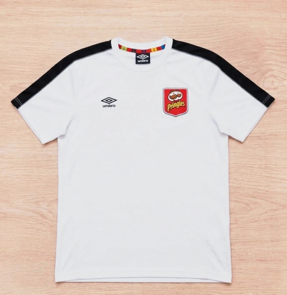 Tshirt sport foot umbro Pringles blanc taille M