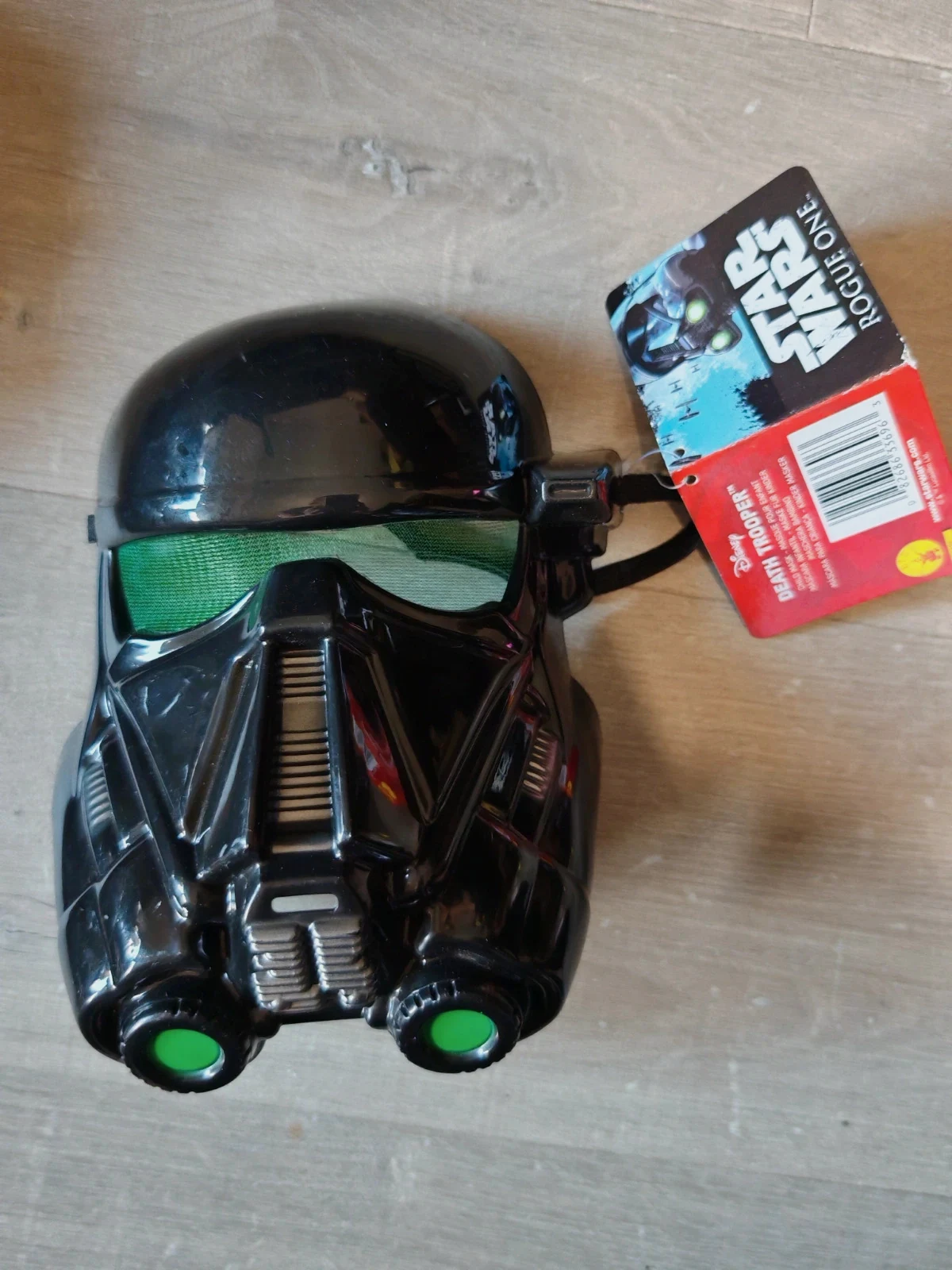 Masque officiel Star Wars Rogue One – Death Trooper sous licence Disney/Lucasfilm.