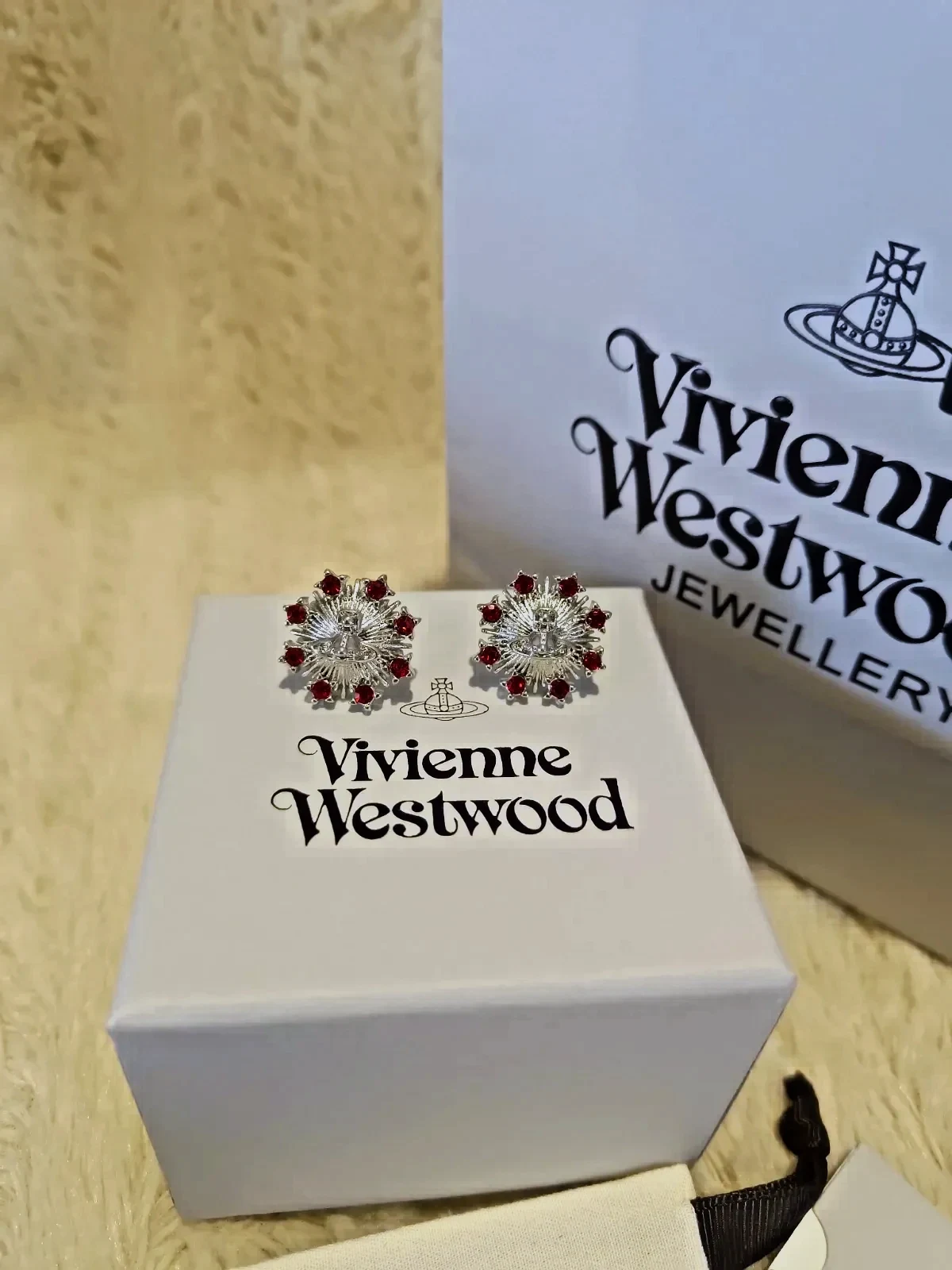Boucles d'oreilles Vivienne Westwood strass
