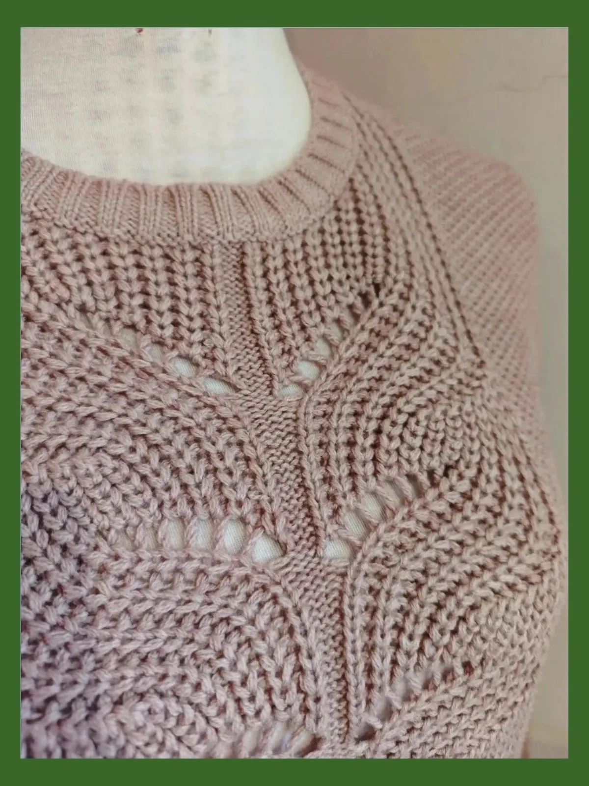 🌺 Jersey rosa con punto de ochos en el frente – Sfera Basic – taille XL / 42 / 14 3
