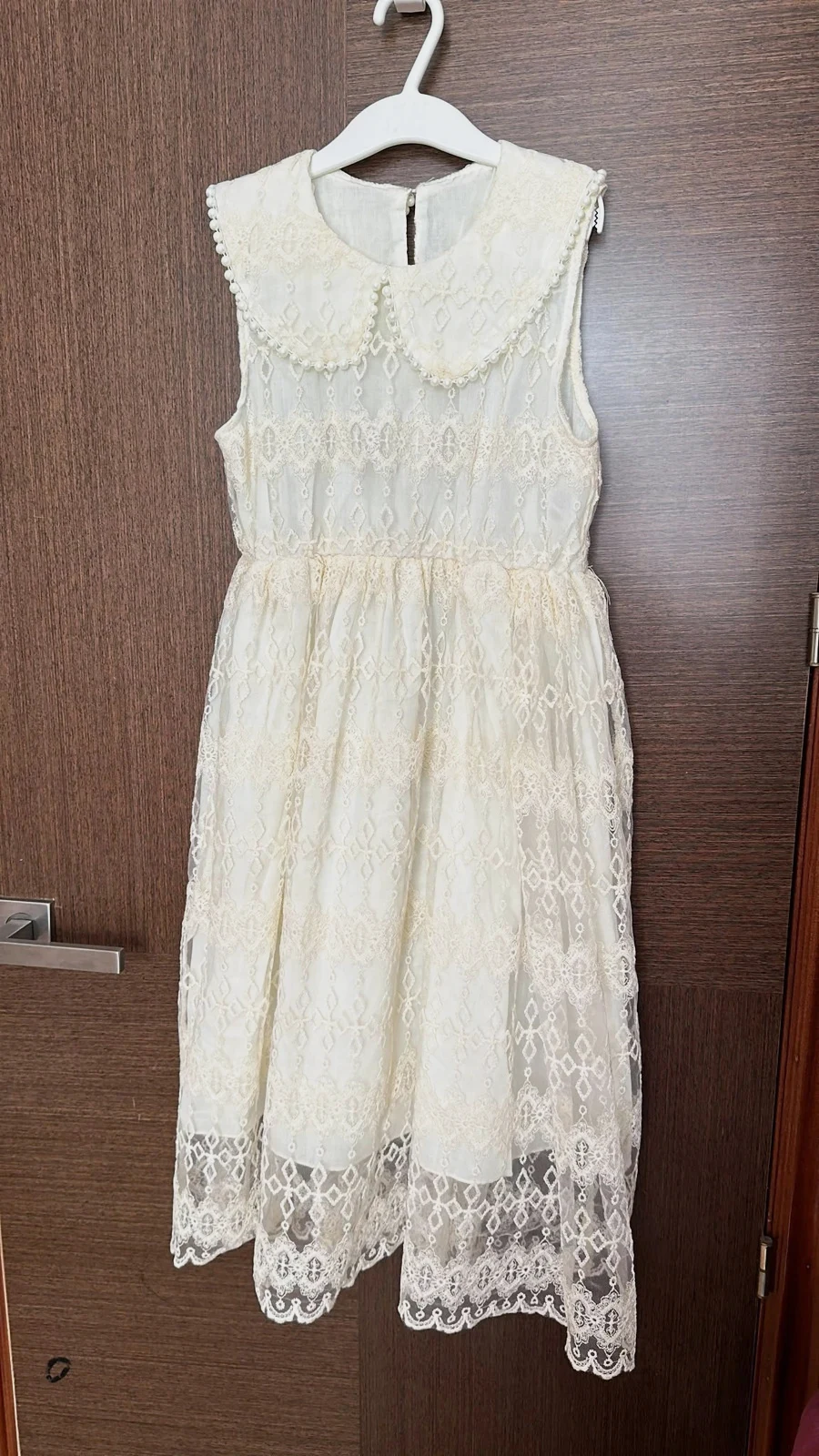 Vestido de niña color crema para eventos – taille 11 ans / 146 cm
