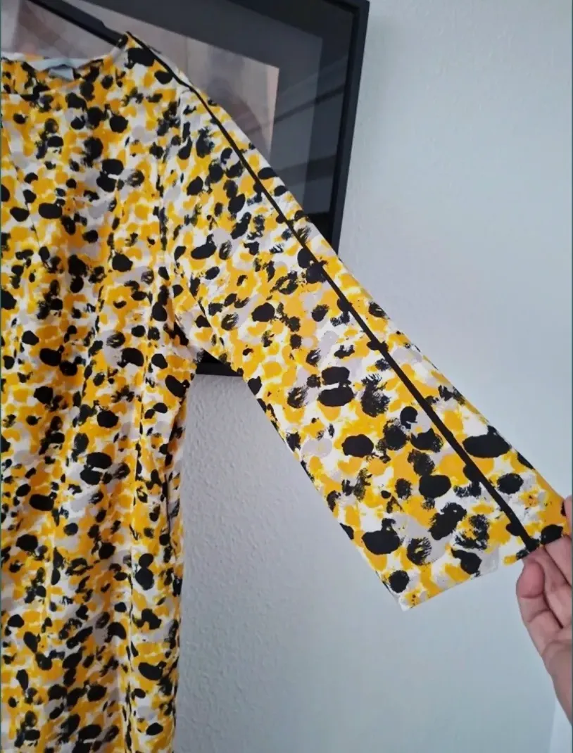 Robe jaune motif léopard manches 3/4 – jolie – jaune – taille L 3