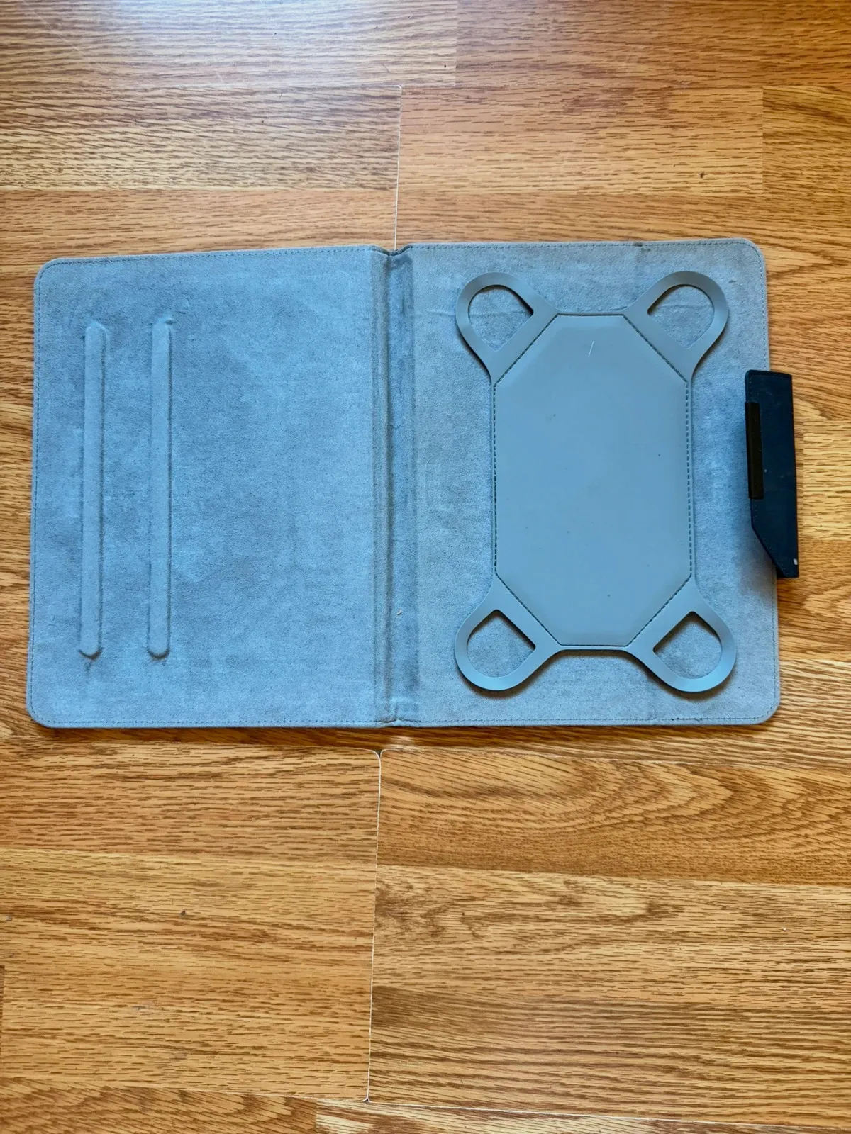 Funda universal tablet T'nB furgonetas camper soporte – T'nB 2