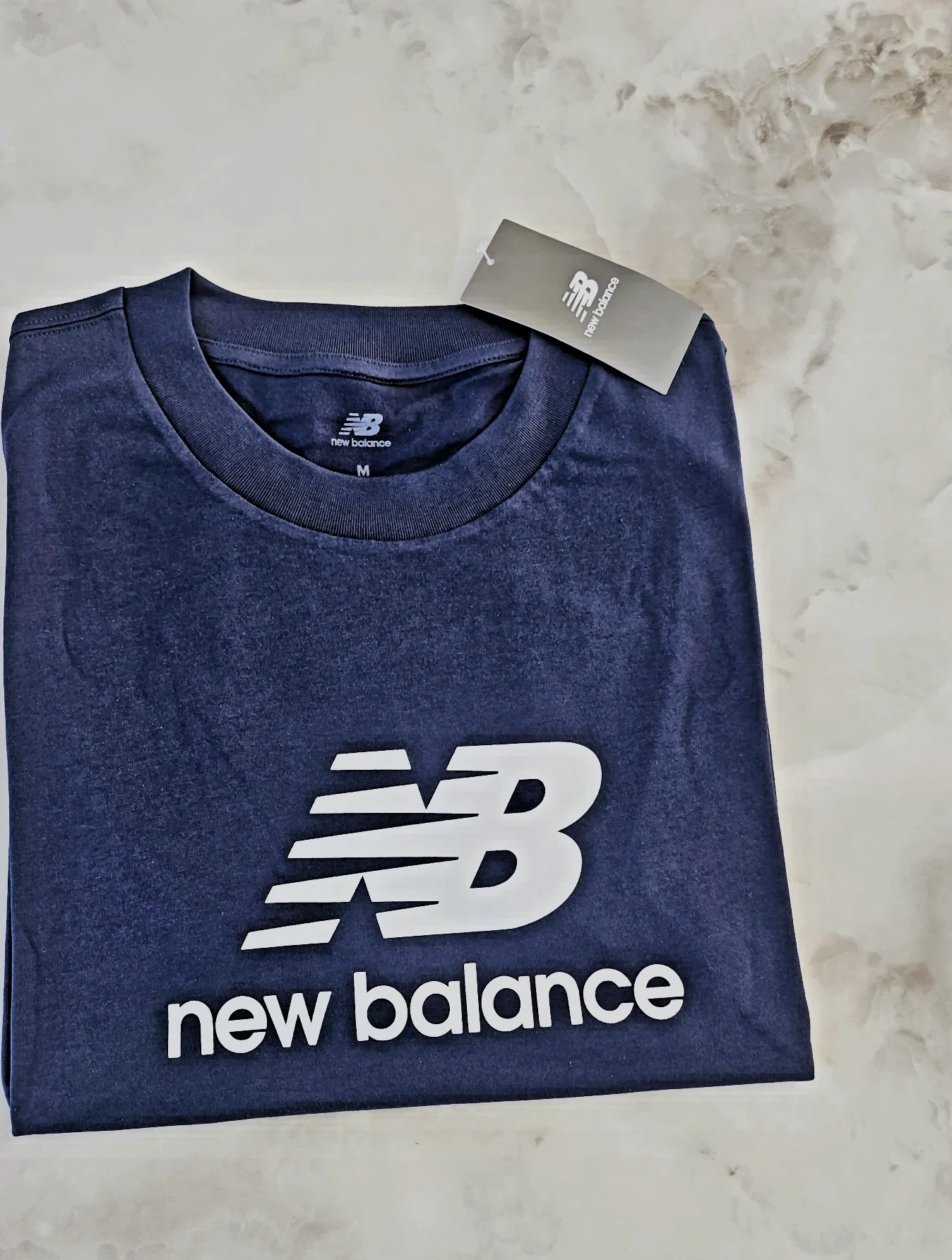 T-shirt New Balance bleu marine
