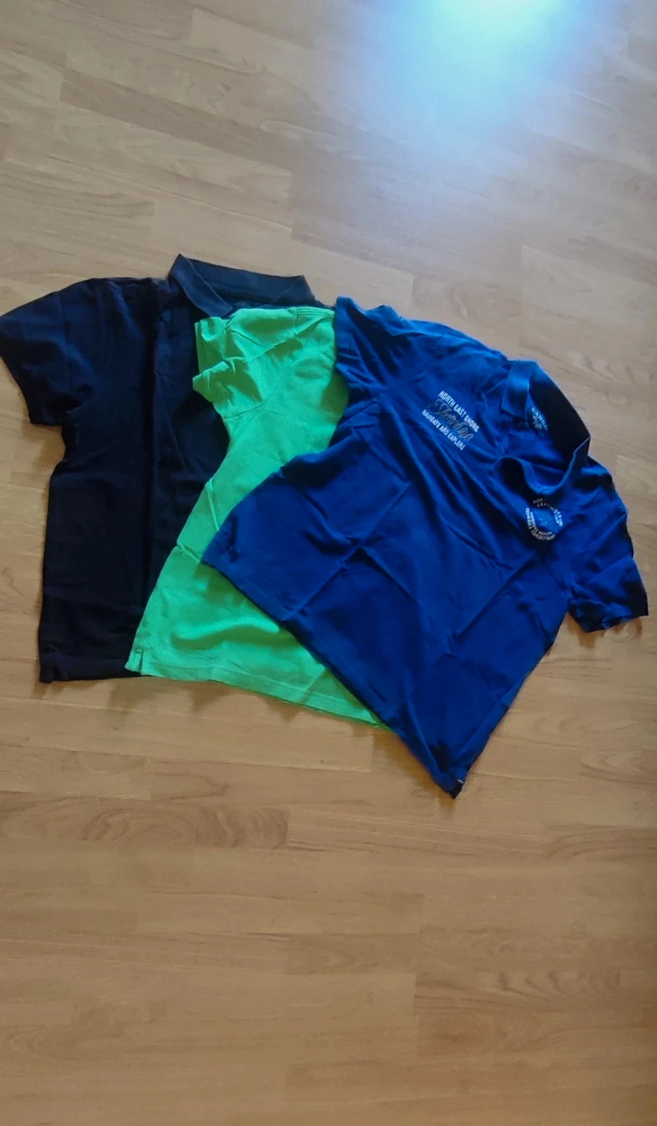 Polos