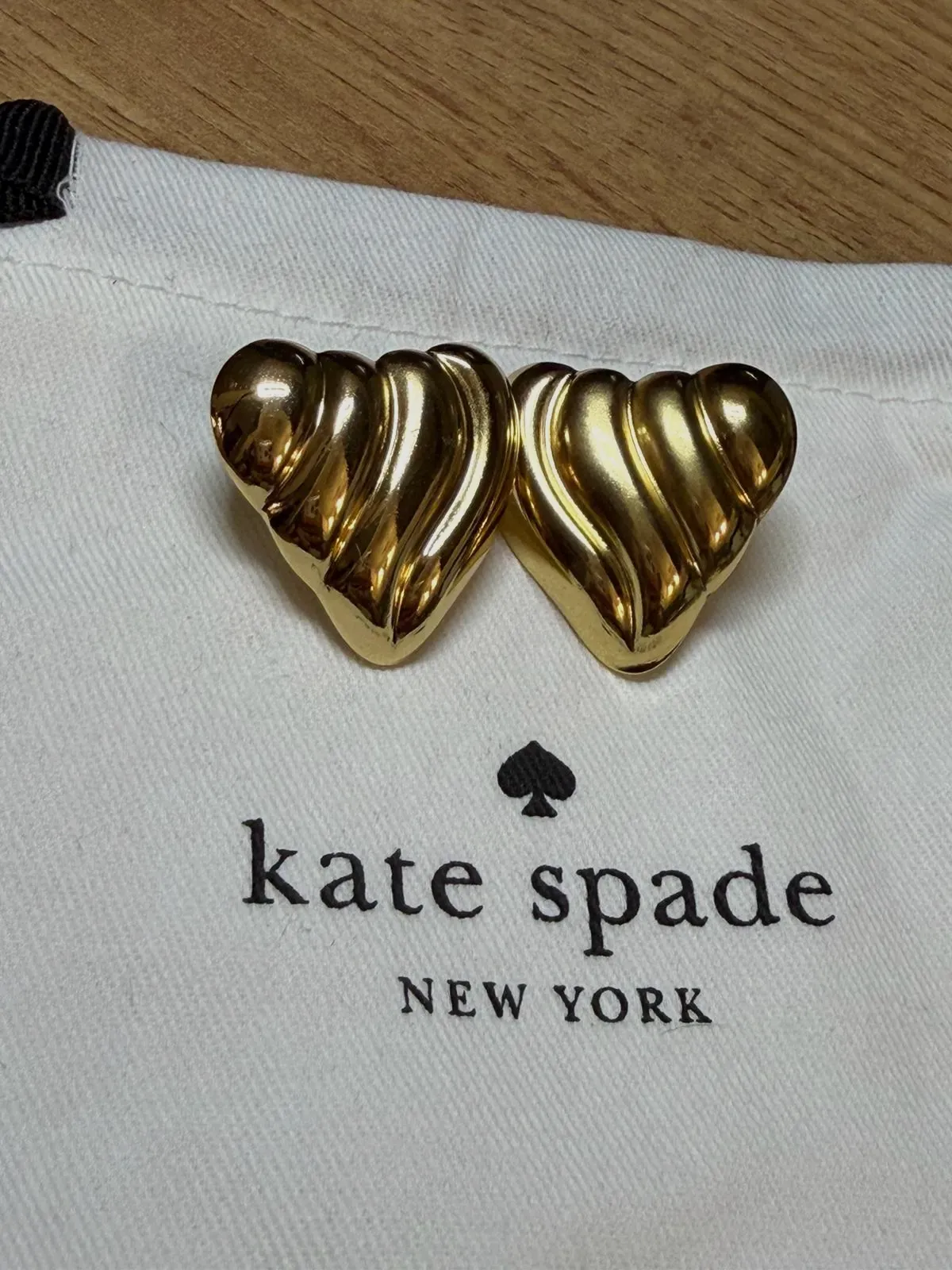 Boucles d'oreilles cœur dorées Kate Spade – Kate Spade – doré – taille Taille unique 6