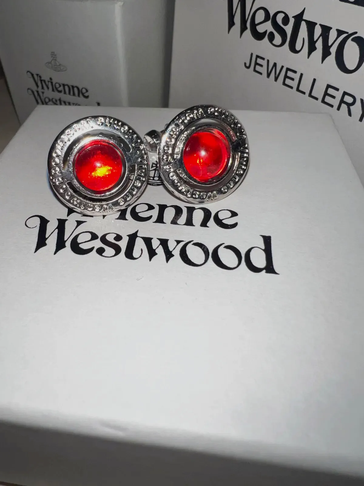 Boucles d'oreilles Vivienne Westwood orb rouge – Vivienne Westwood – rouge – taille Taille unique 8