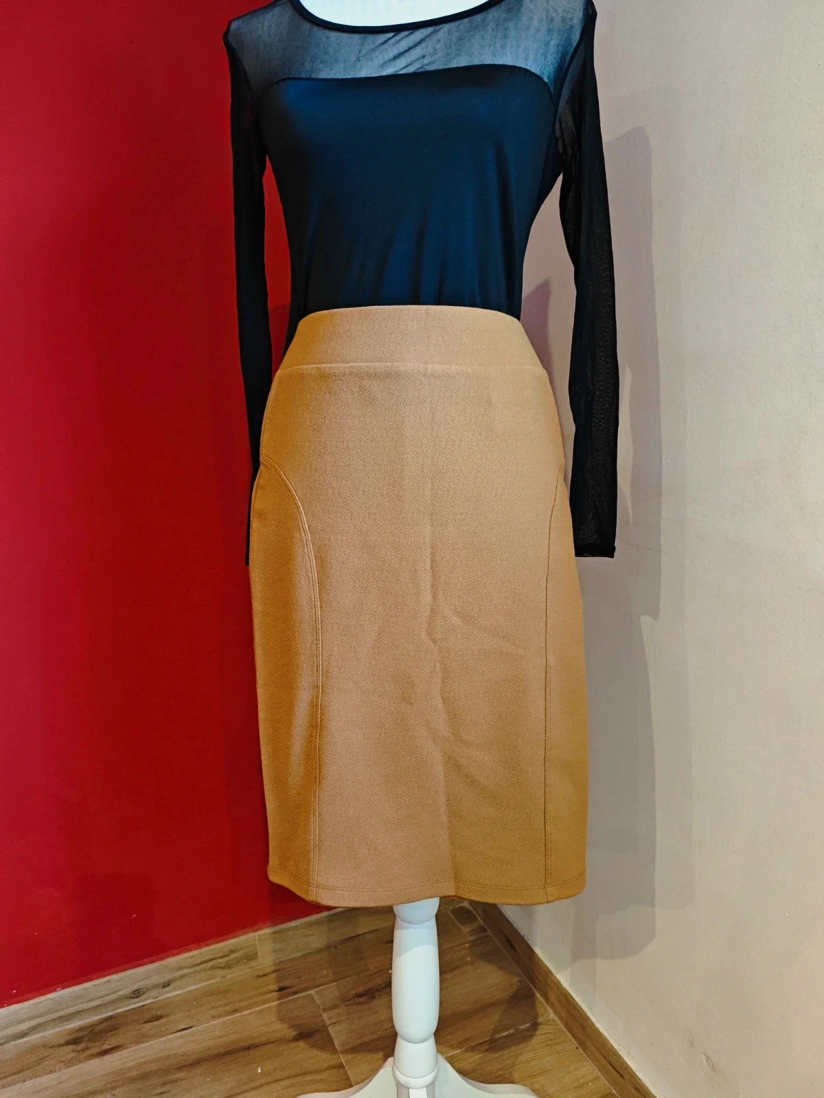 🌺Falda de punto fino elástico color mostaza