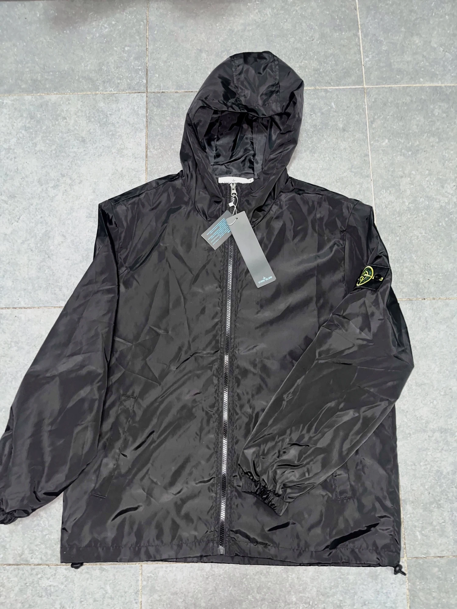 Veste à capuche Stone Island noire taille M