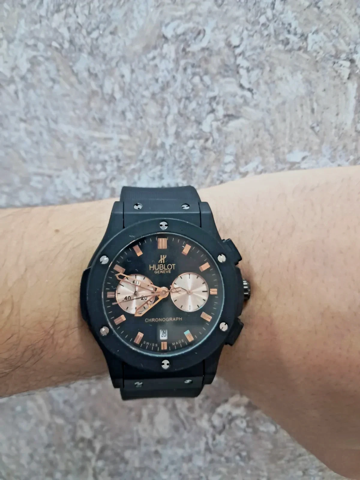 Montre chronographe noire Hublot