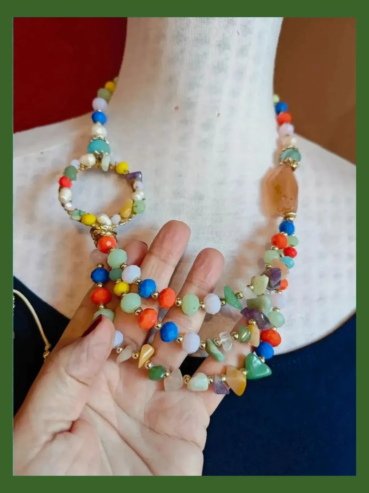 🌺 Precioso conjunto de collar y pulsera con abalorios multicolor – Vintage Dressing 2