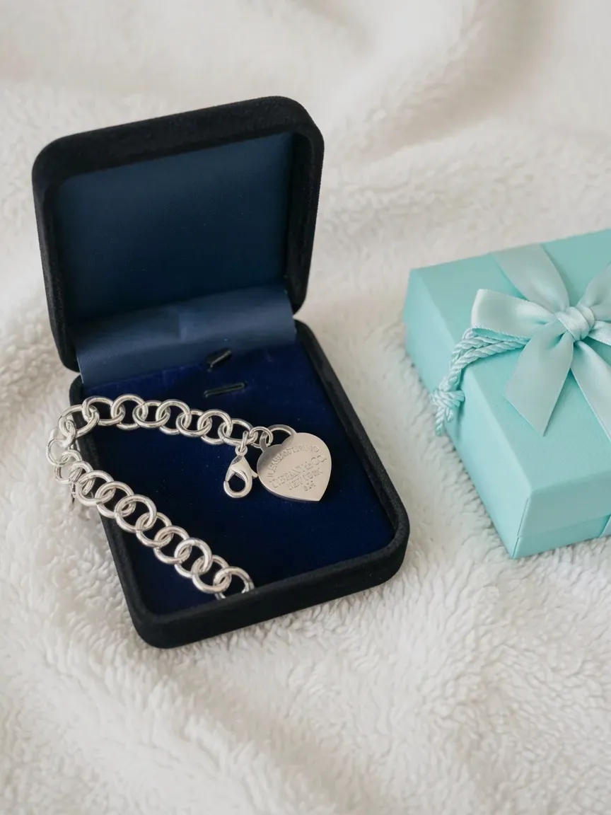 Bracelet Tiffany & Co cœur argenté – Tiffany & Co – argenté – taille Taille unique 4